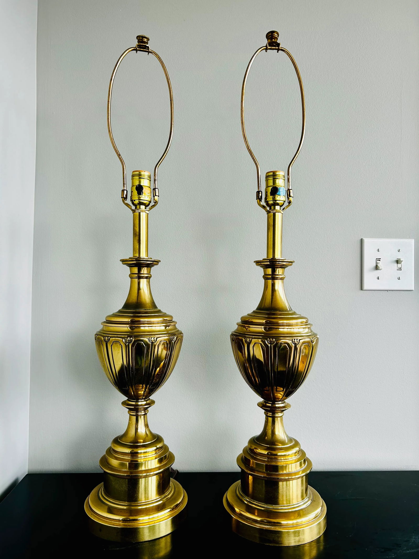Vintage Stiffel Solid Brass Table Lamps Tulip Detail, a Pair - 4