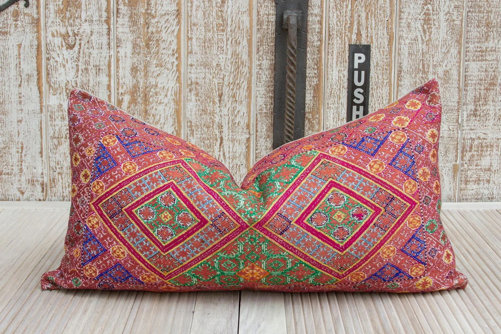 Antique Aasha Sindh Silk Pillow - 8