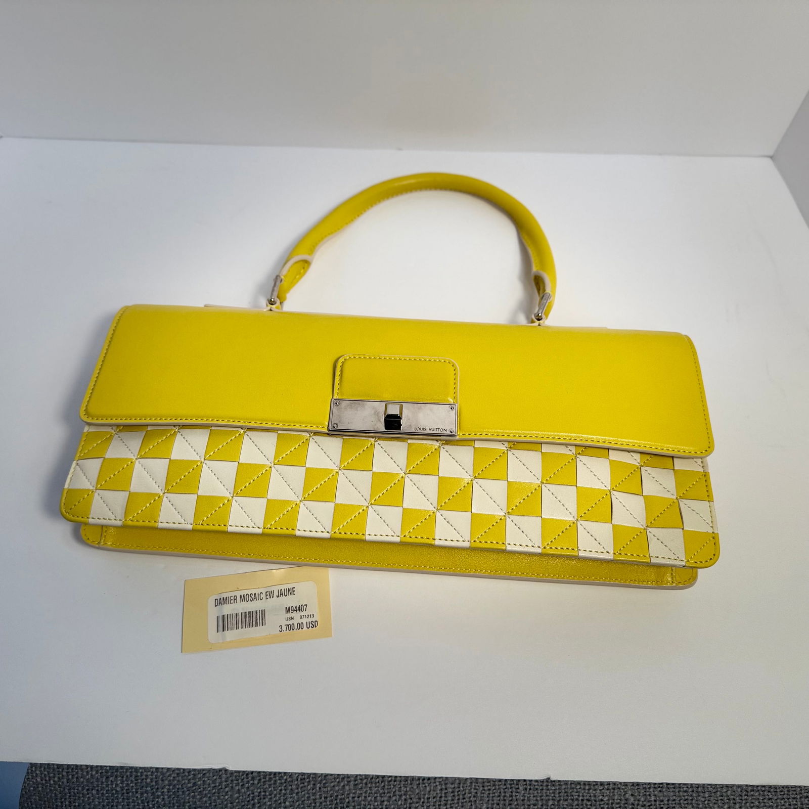 Louis Vuitton Damier Mosaic Ew Jayne Yellow Handbag M94407 - 3