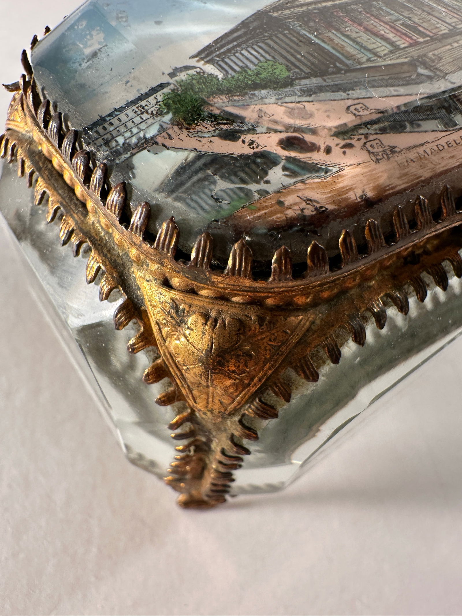La Madeleine Scene Antique Paris Souvenir Glass Jewelry Box Casket, C. 1900 - 7