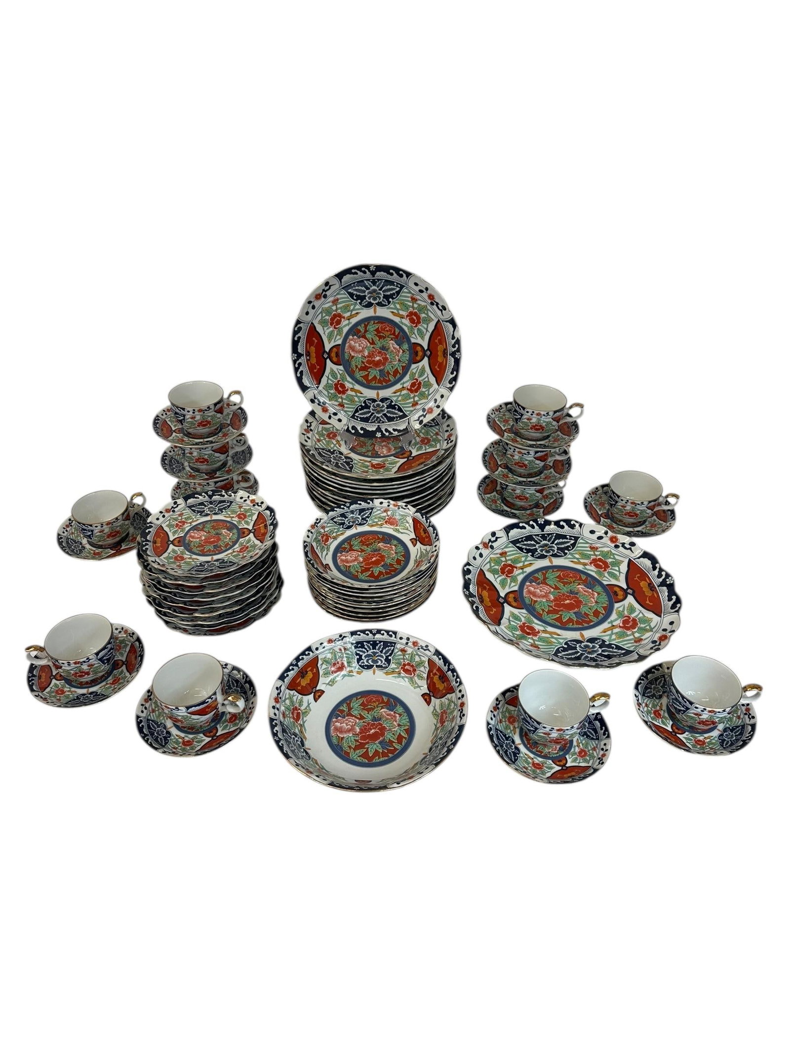 Late 20th Century Gump's "Kiku" Imari-Style China – Nearly Complete Service for 12 - 57 Piec - 16