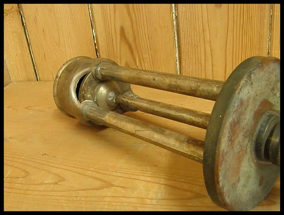 Rare 1910-20s WardÂ’s Lime Crush Syrup Dispenser - 17