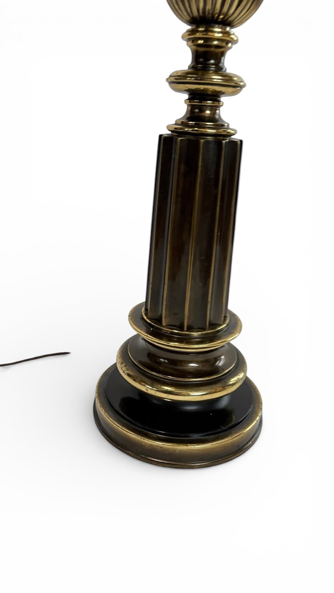 1960s MCM Neoclassical Column, Torchiere Stiffel Table Lamp, French Empire Style, Brass Finish & Gla - 8