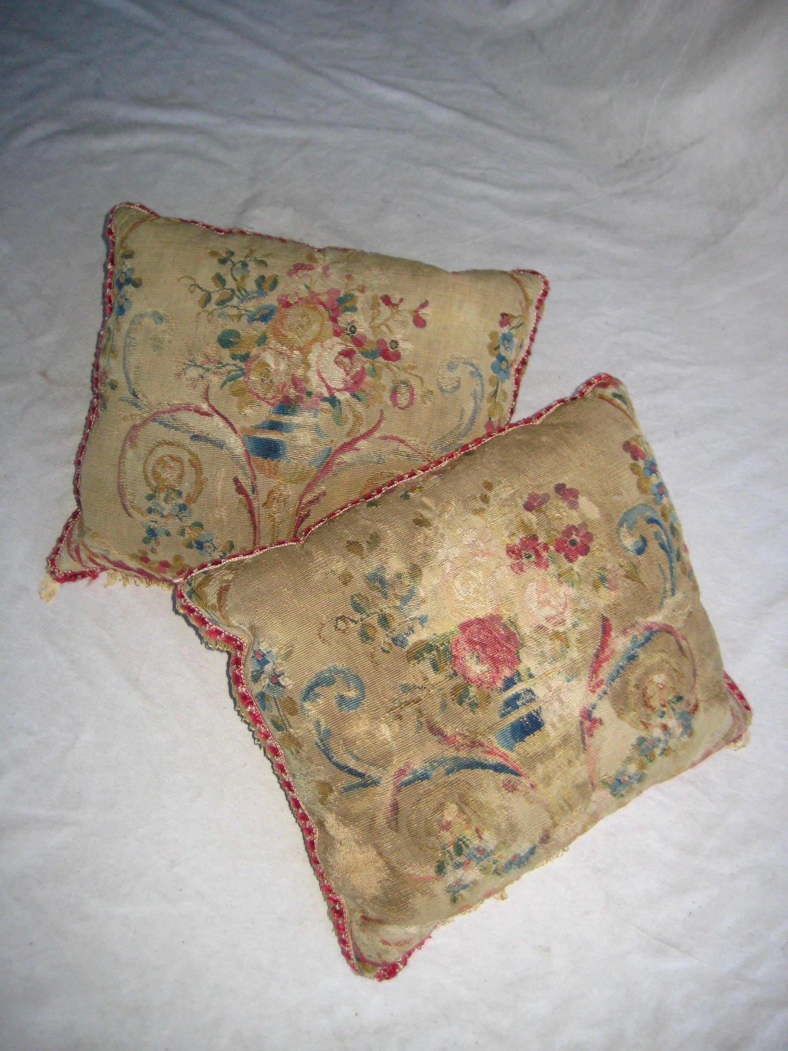 French Aubusson Pillows 18 Century a Pair - 2