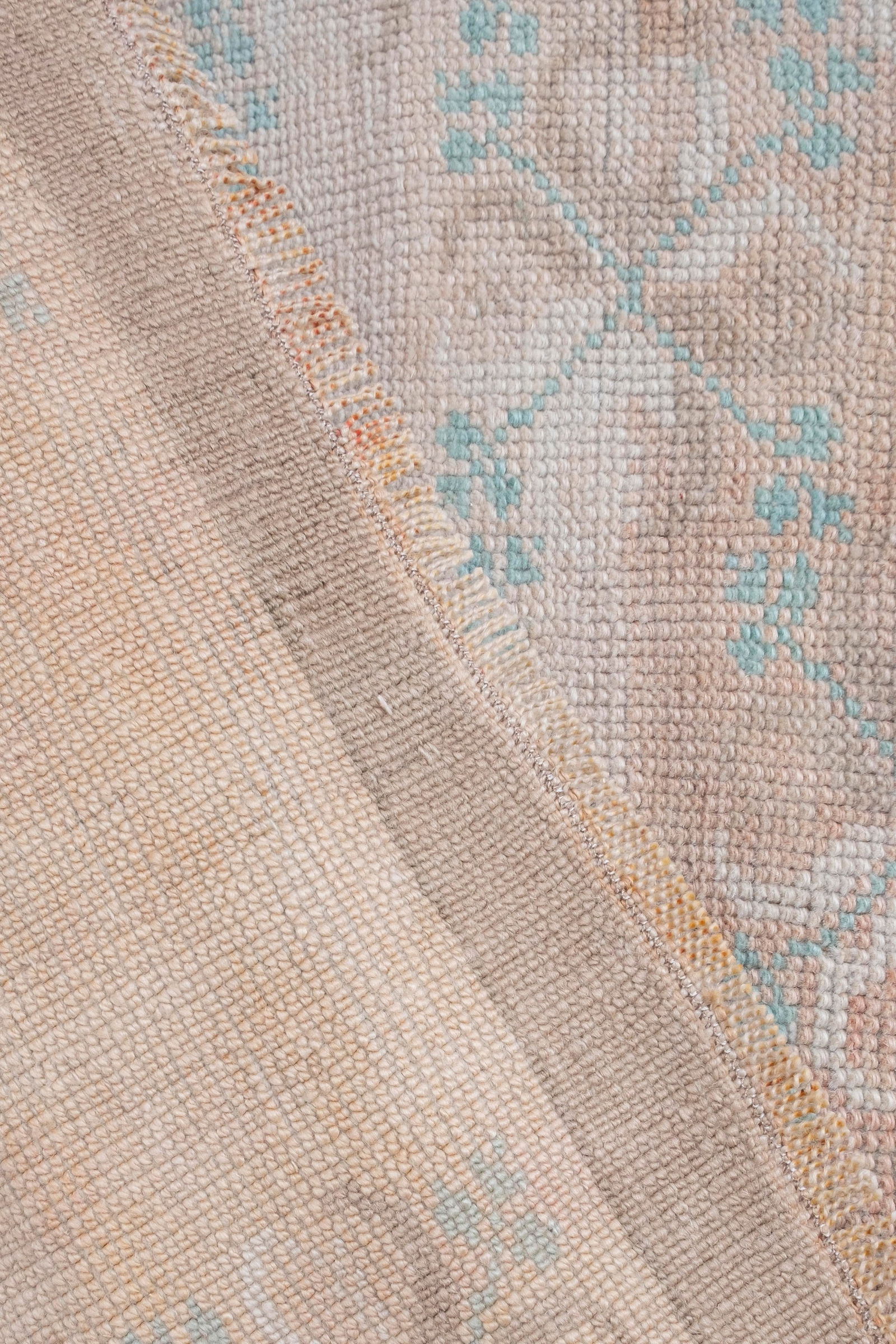 Vintage Faded Turkish Karapinar Rug 4'7'' X 7'1'' - 9