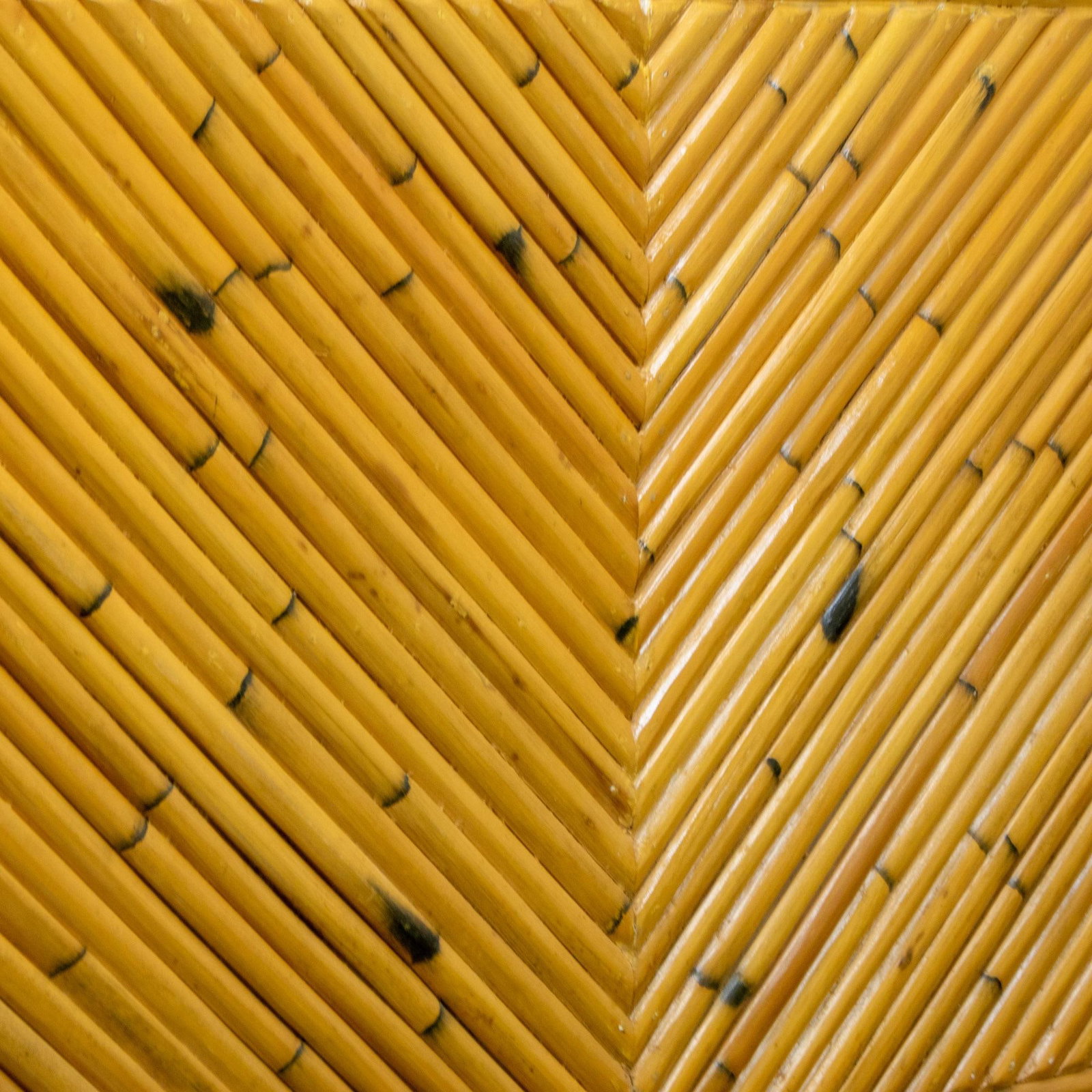 Late 20th Century Modern Coastal Island Sofa or Console Table Split Reed Bamboo Pedestal & Brass Pli - 14