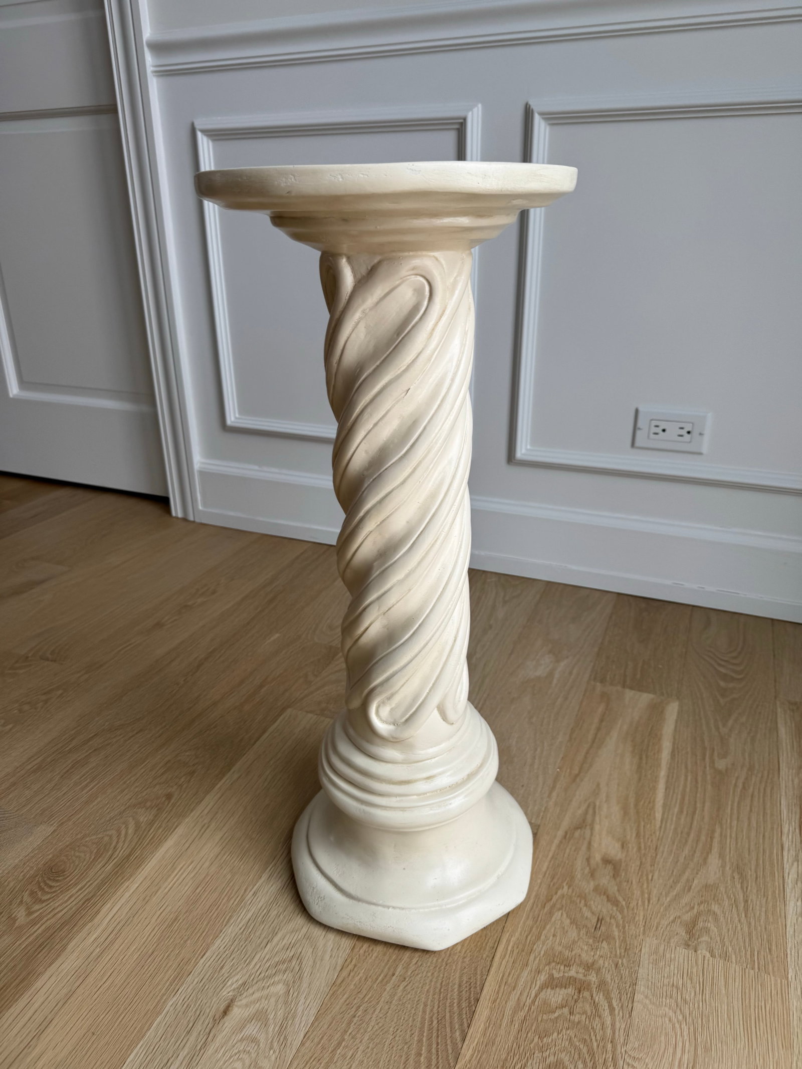 1962 Magidson Neoclassical Twisted Plaster or Chalkware Pedestal Column, Signed and Dated - 8