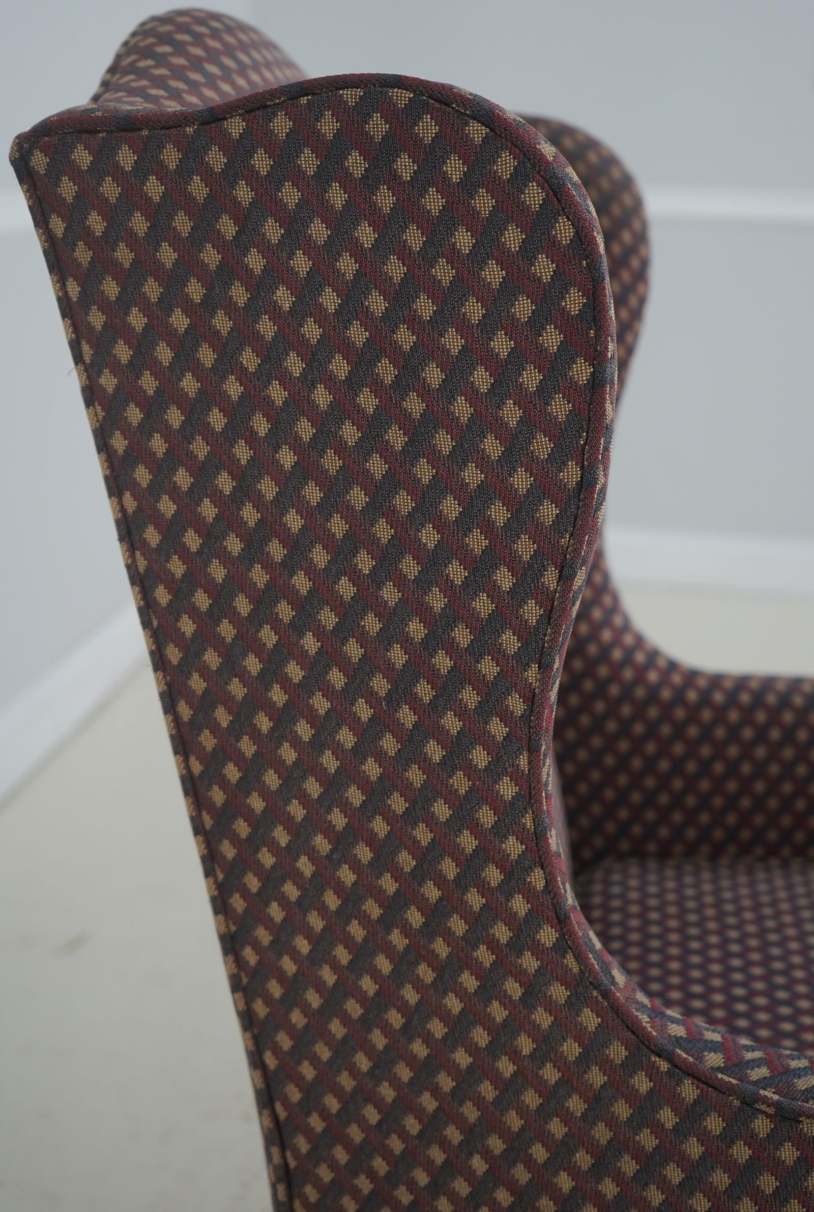 Kittinger Biggs Queen Anne Mahogany Wing Chair - 8