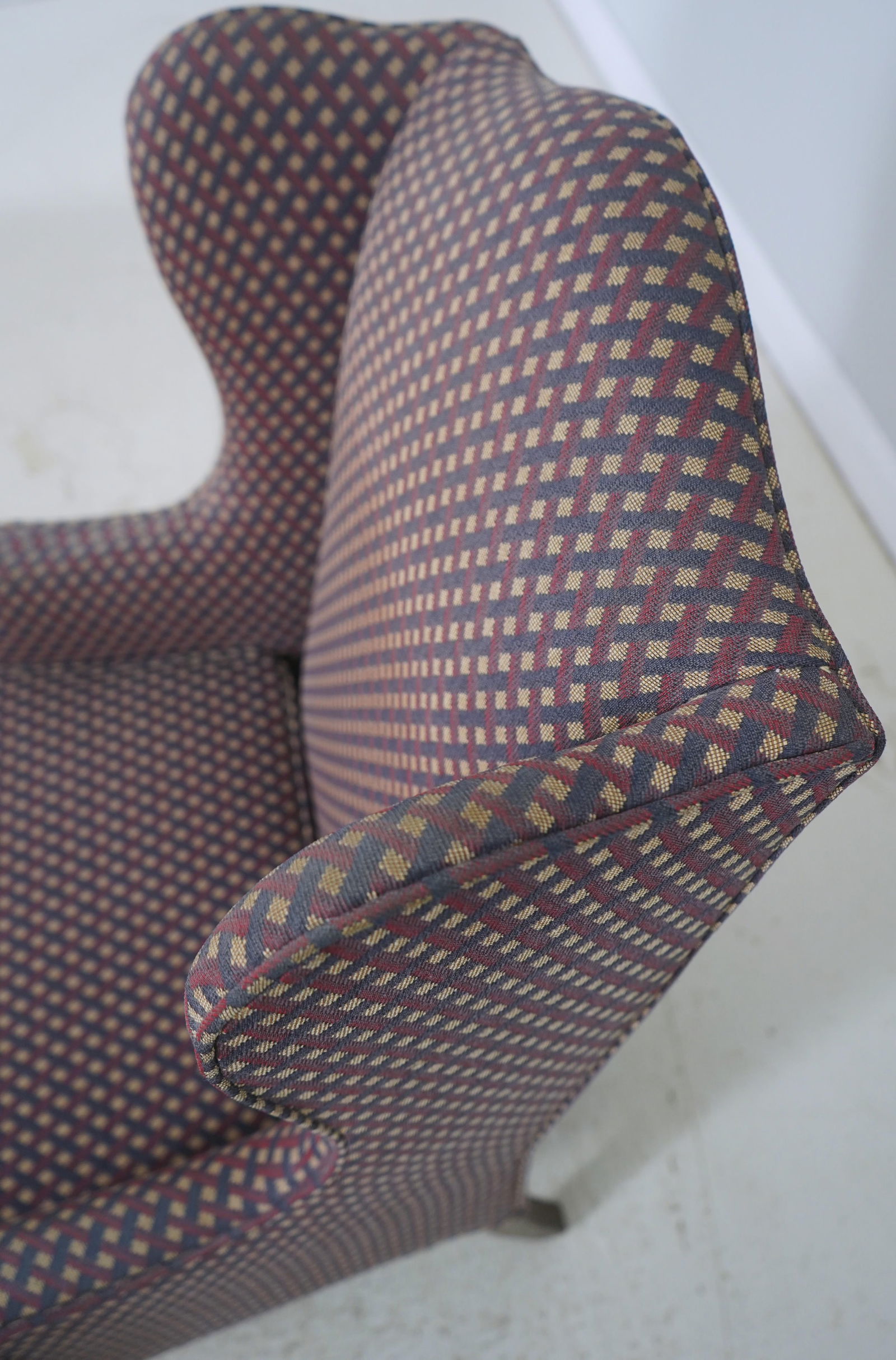 Kittinger Biggs Queen Anne Mahogany Wing Chair - 9