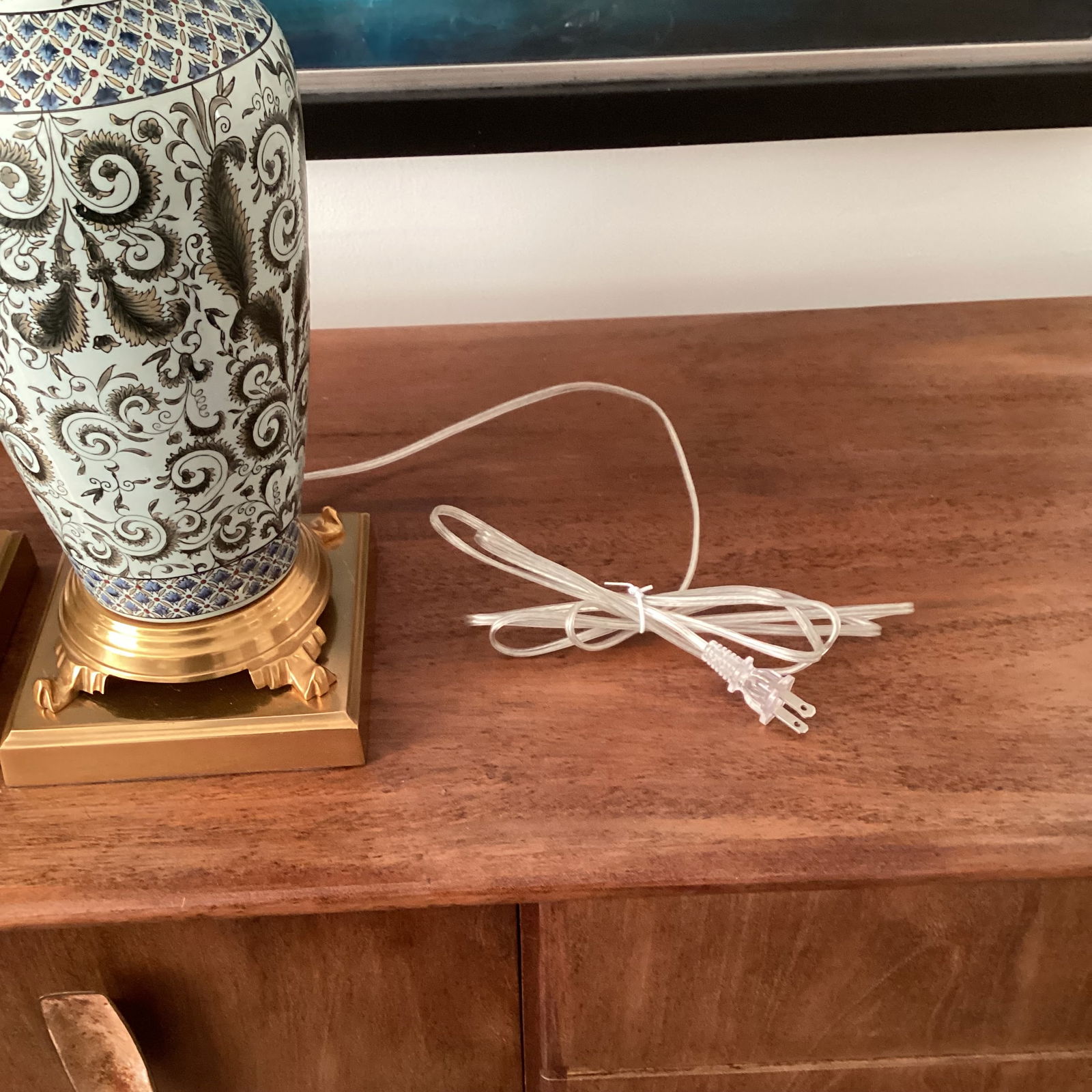 1960s Pair of Frederick Cooper Attributed Ceramic and Brass Table Lamps - Fully Restored - 3