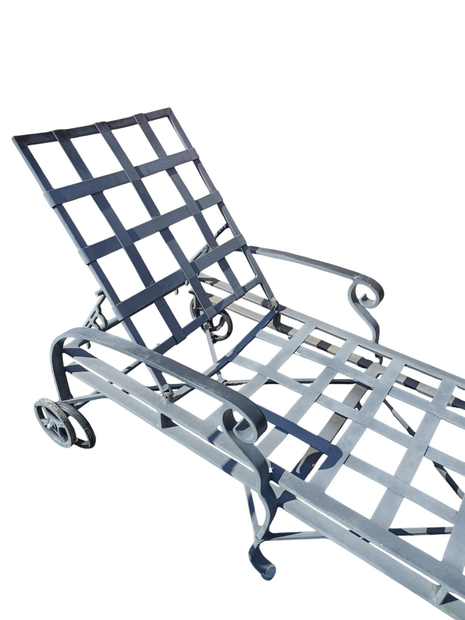 1990s Elevate Your Outdoor Living Space With a Pair of Iconic Brown Jordan Florentine Lounge Chairs. - 3