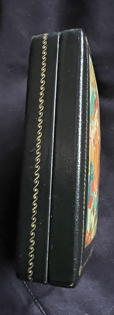 Lacquered Box Snow-White Fairy Tale, Signed - 15