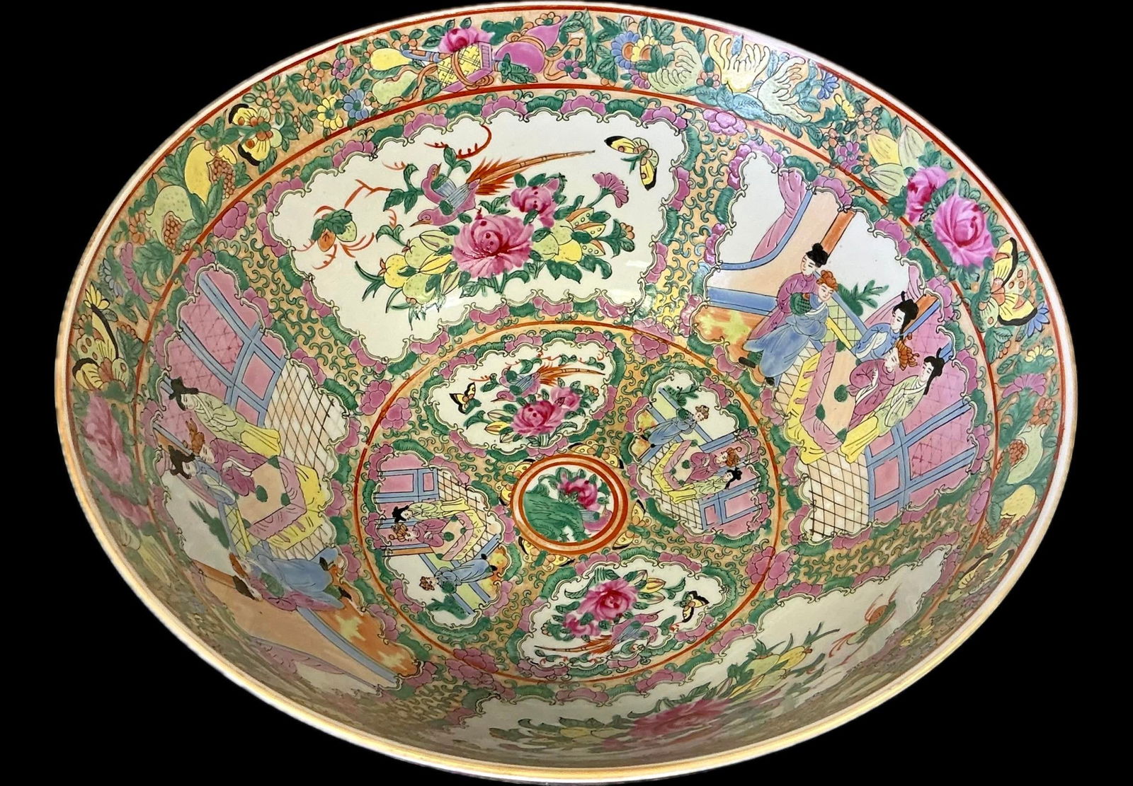 19th Century Large Chinese Famille Rose Medallion Porcelain Punch Bowl - 4