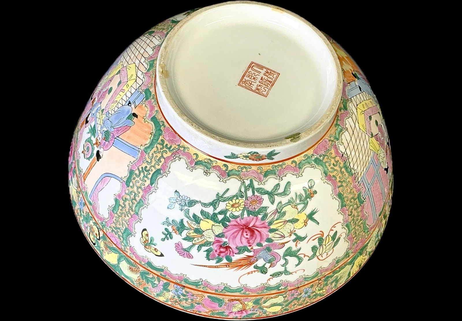19th Century Large Chinese Famille Rose Medallion Porcelain Punch Bowl - 7