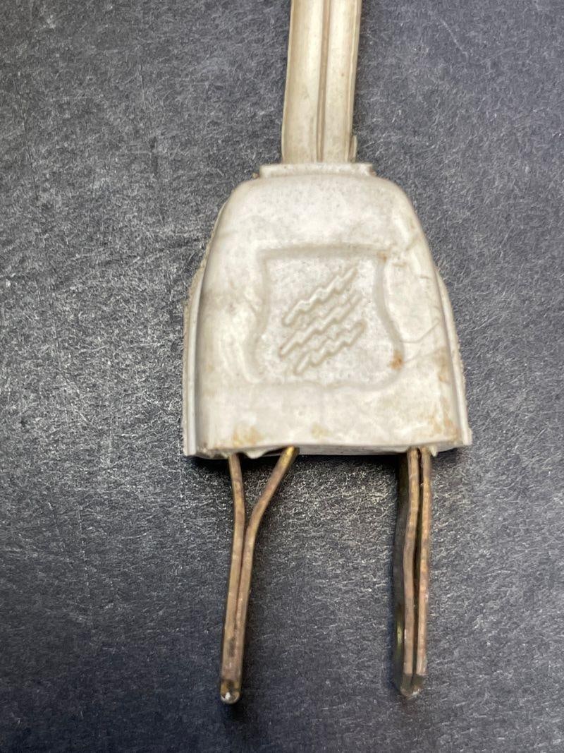 Vintage Capodimonte"‘Style Porcelain Figural Lamp With Illuminated Pierced Base - 7