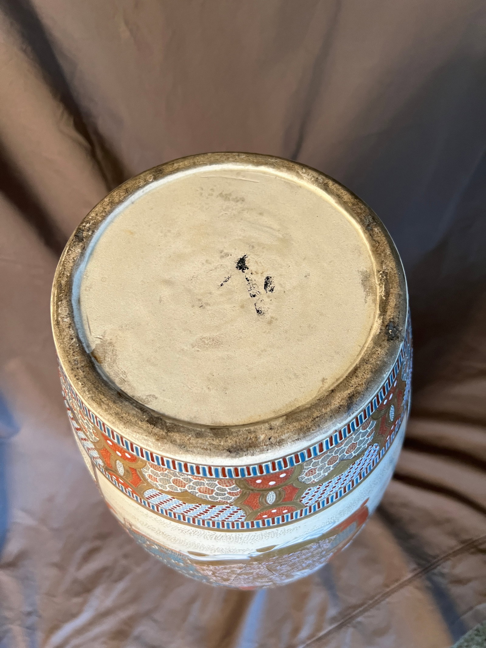 Monumental 24" Antique Japanese Meiji Period Kyoto Satsuma Palace Floor Vase, Court Scene & Peony - 7