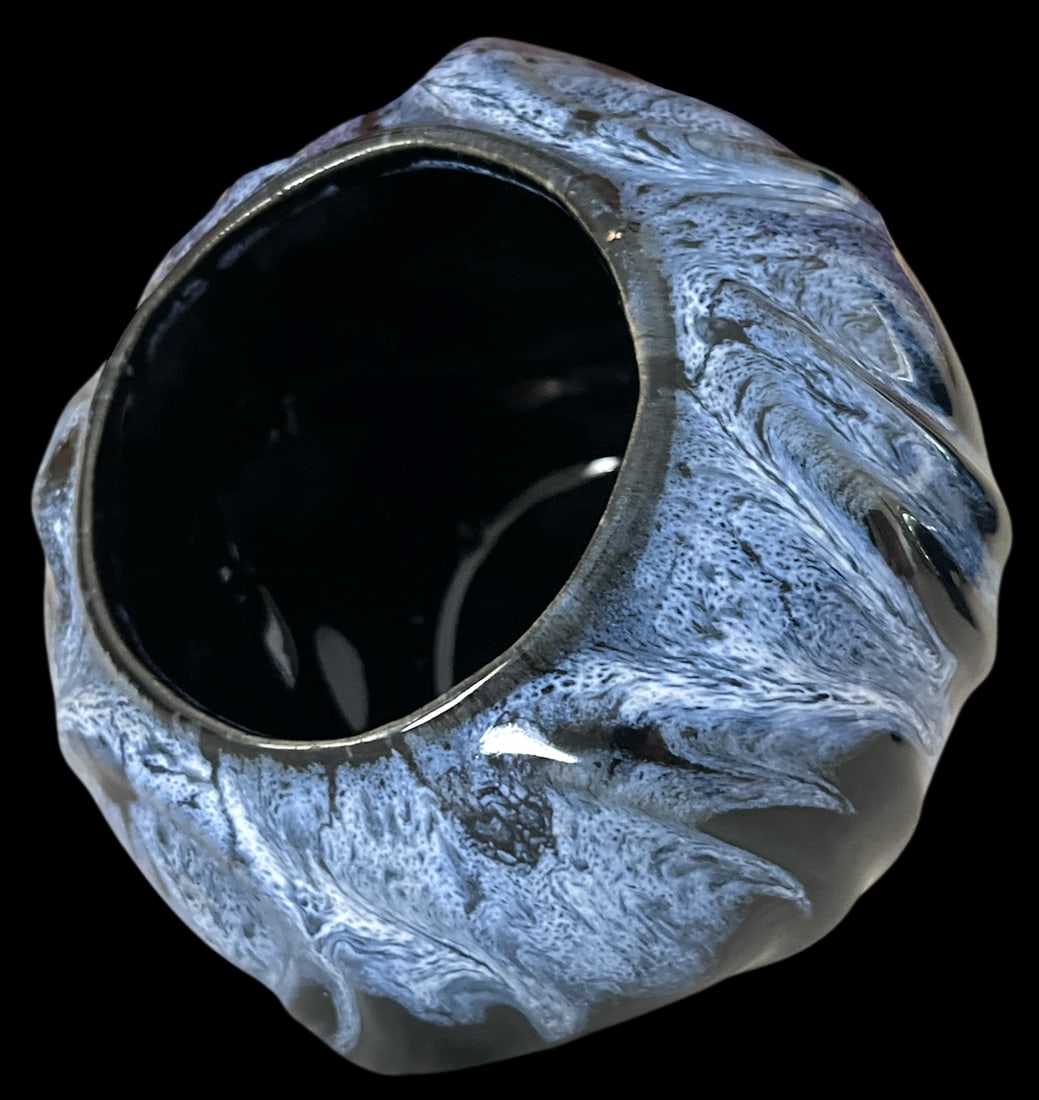 Mid-Century Anna Van Briggle Black and Blue Lava Glaze Art Pottery Vase Colorado Springs 1961 - 3