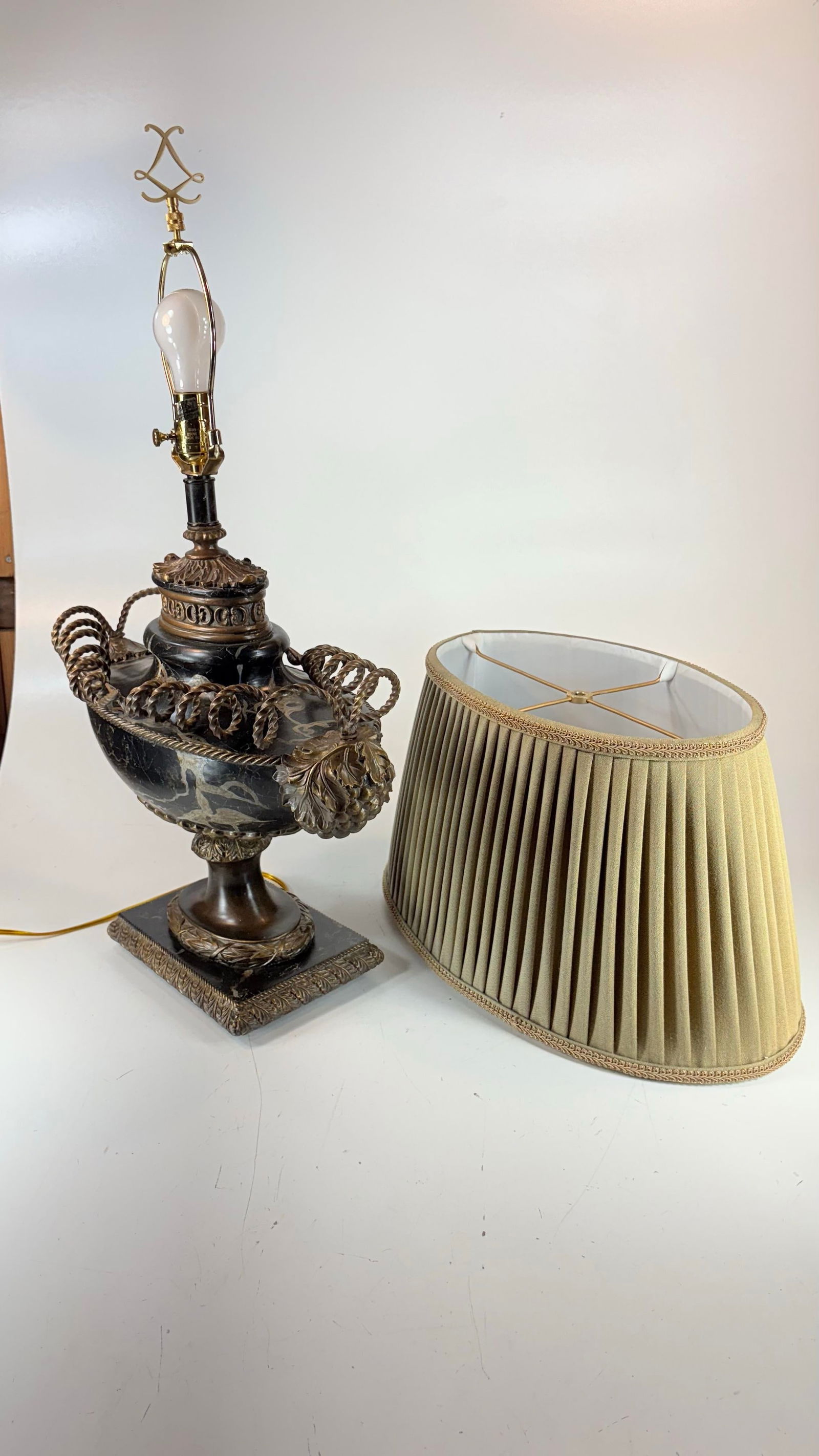 Lamp by Leeazanne for Lam Lee Group, 1990s Large Captivating Sculptural Urn With Vines - 2