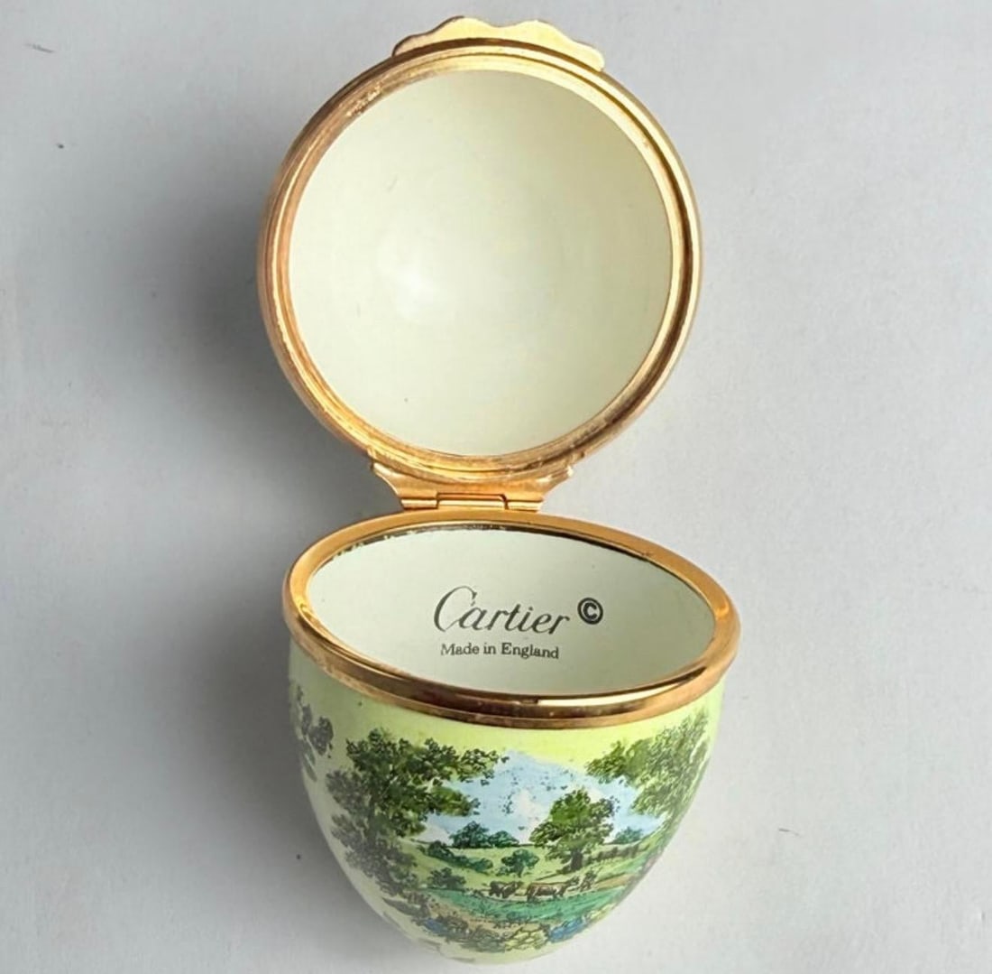 1940s Cartier Limited-Edition Egg Shaped Enamel Trinket Box - 6