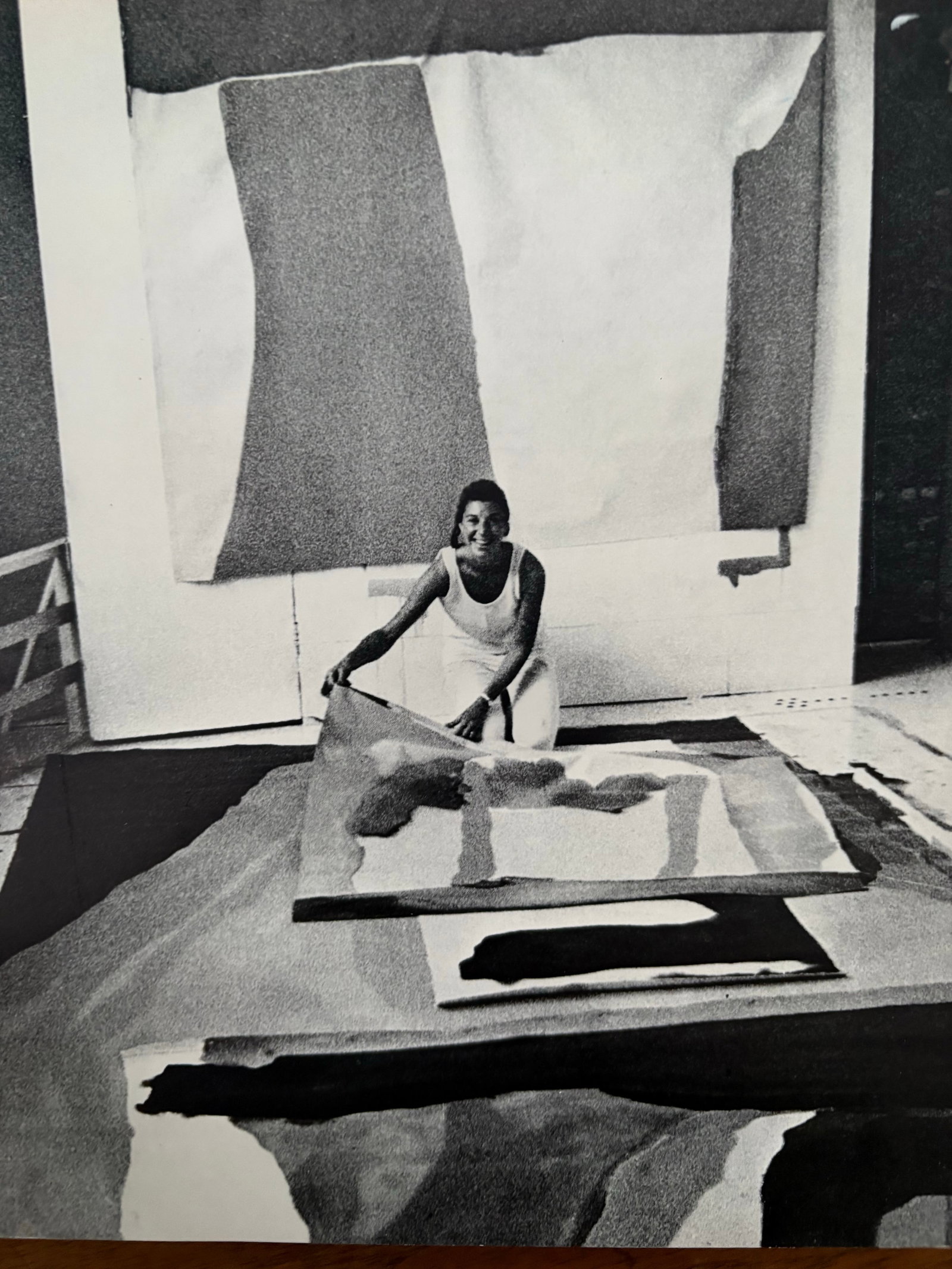 Helen Frankenthaler Book 1969 to Accompany a Museum Exhibition. - 2