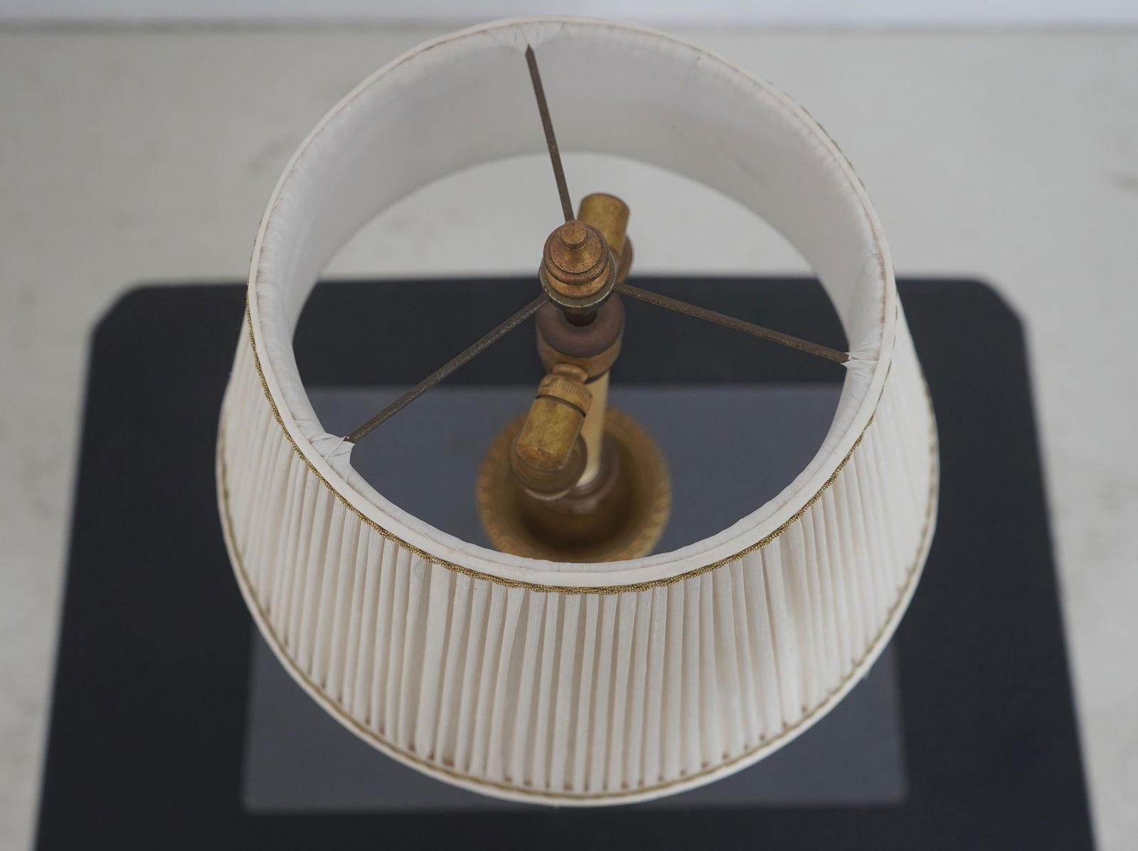 19th Century French Gilt Bronze Converted Table Lamps - a Pair - 4