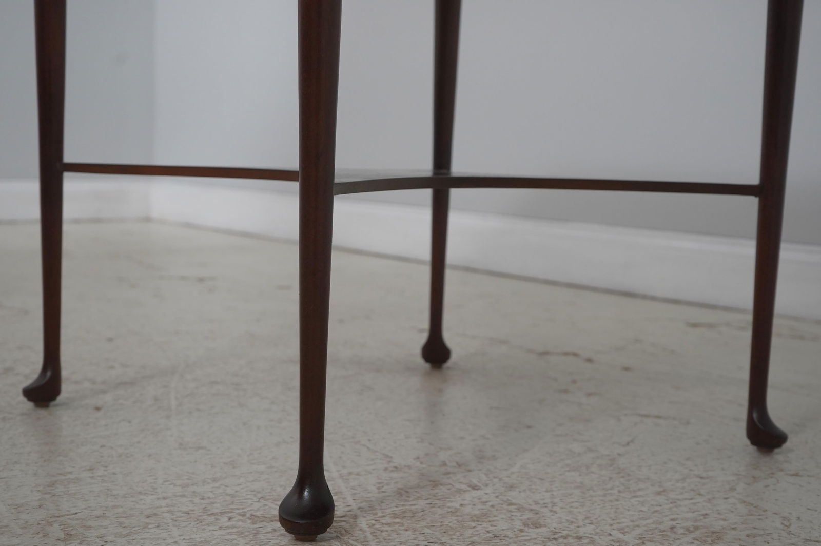 Madison Square Mahogany Drop Leaf Occasional Table - 7