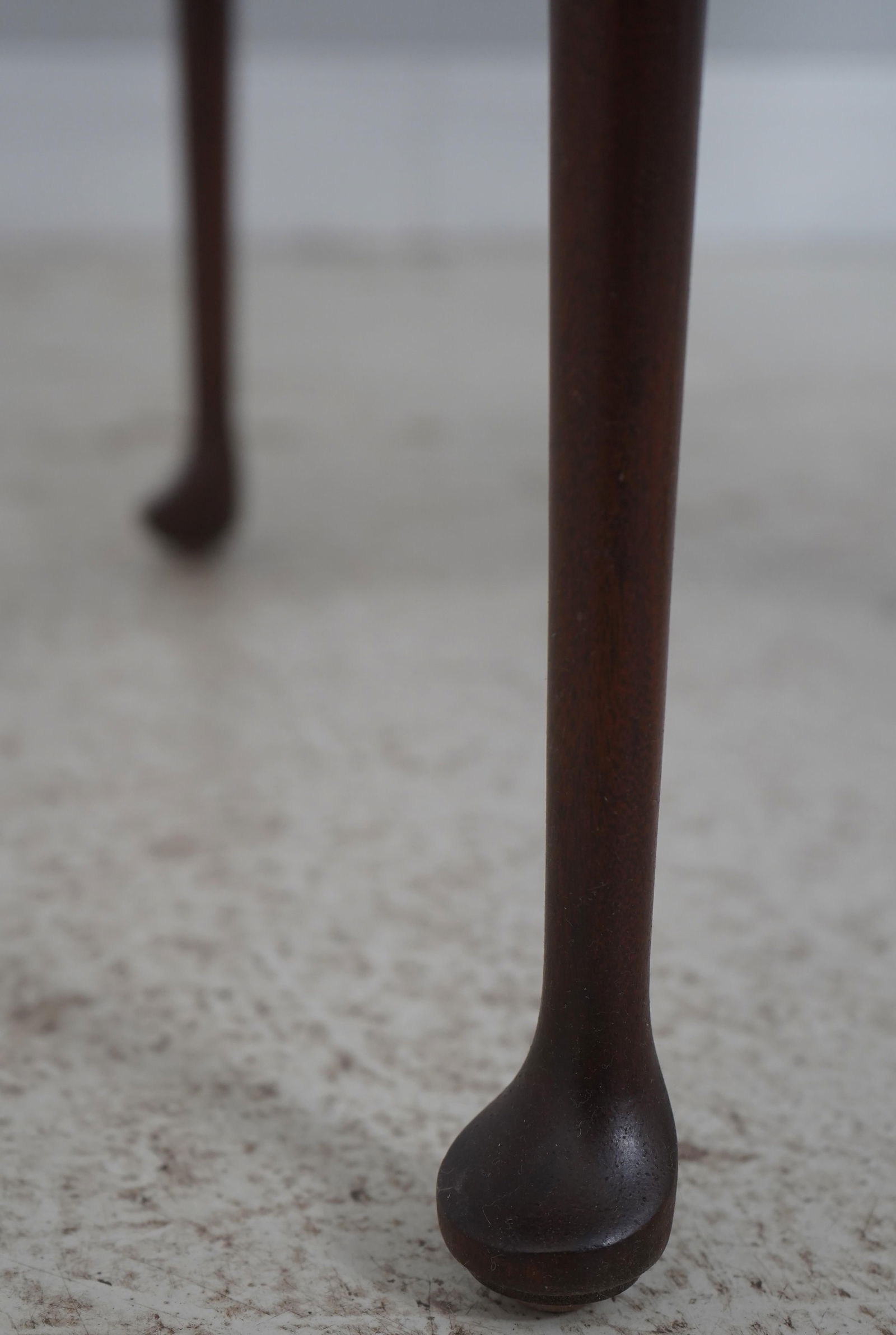 Madison Square Mahogany Drop Leaf Occasional Table - 9