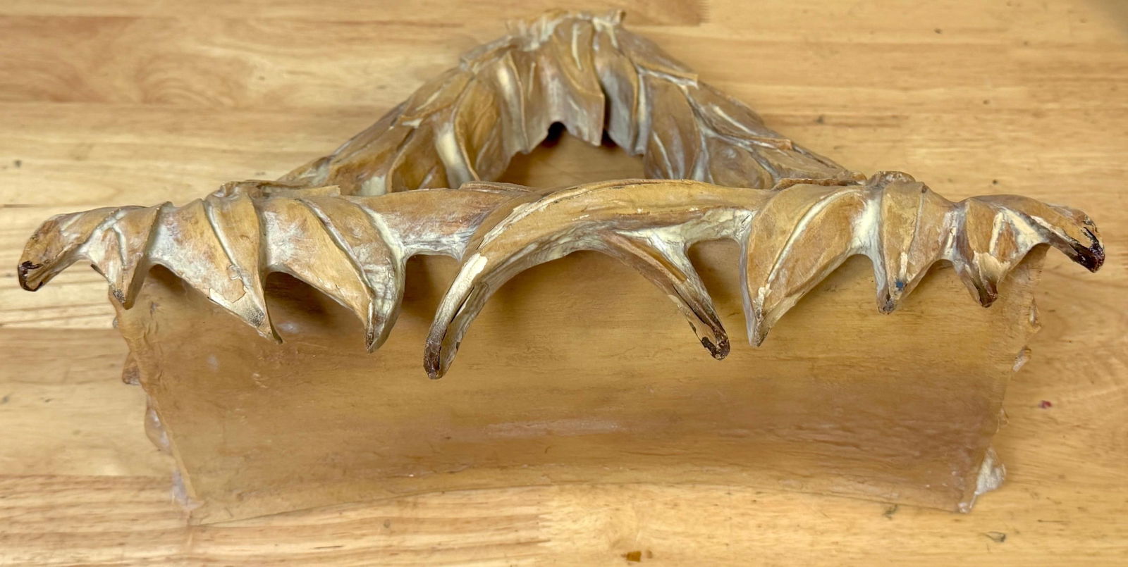 Pair of Serge Roche–Style Palmette Wall Brackets / Shelves - 6