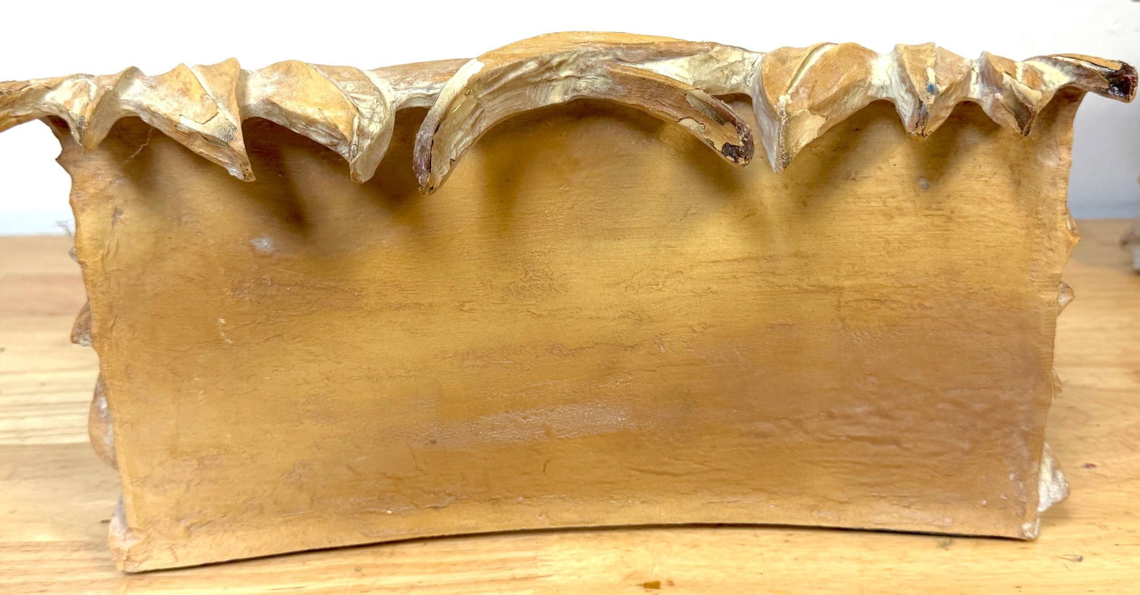 Pair of Serge Roche–Style Palmette Wall Brackets / Shelves - 7