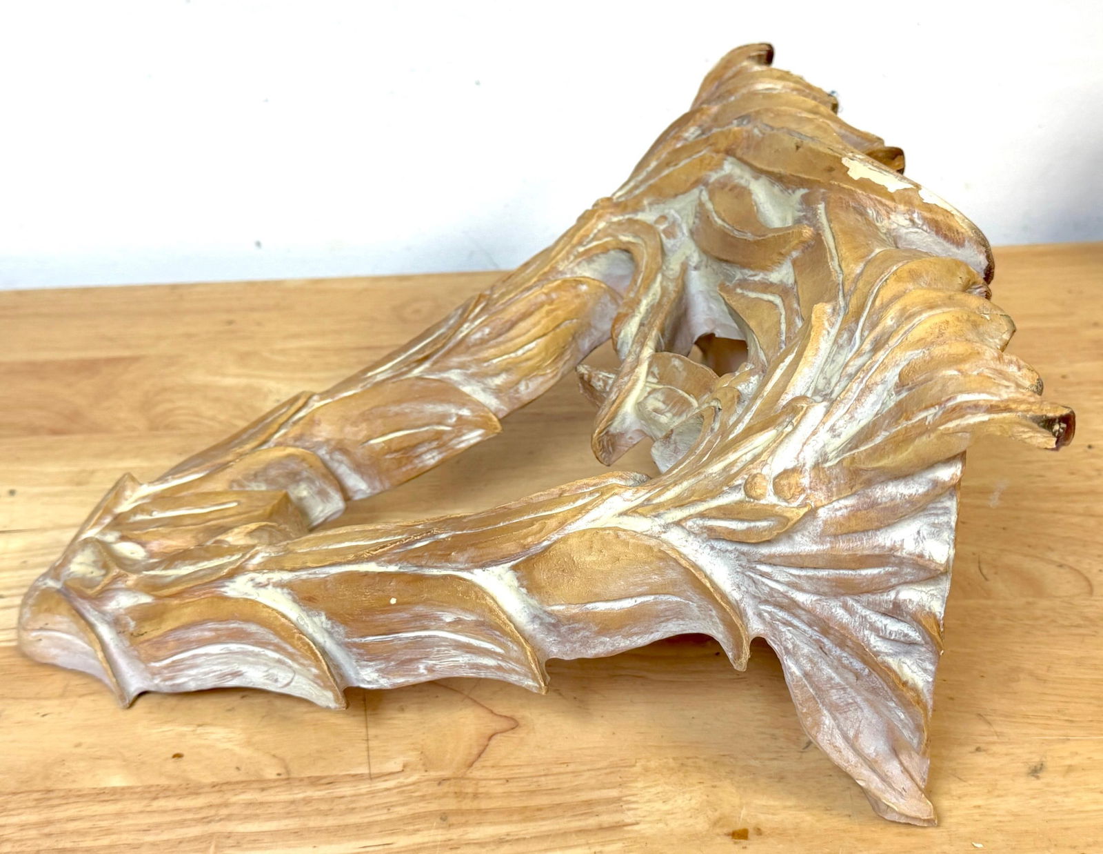 Pair of Serge Roche–Style Palmette Wall Brackets / Shelves - 8