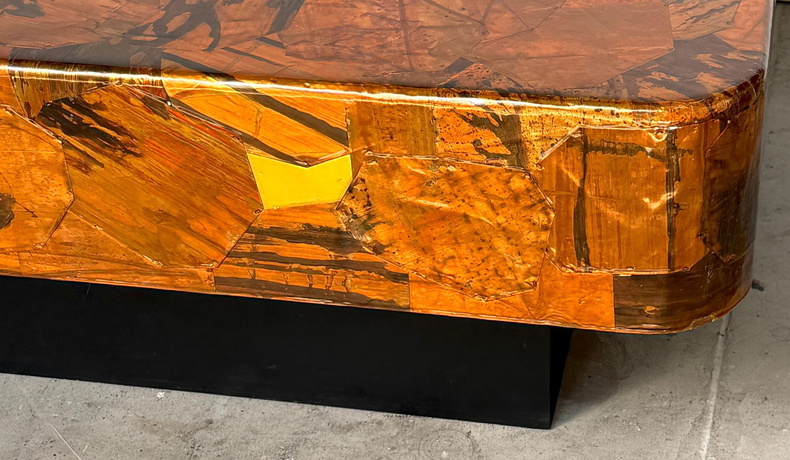 1970s Organic Modern Copper & Brass Inlaid Coffee Table on Ebonized Base - 7