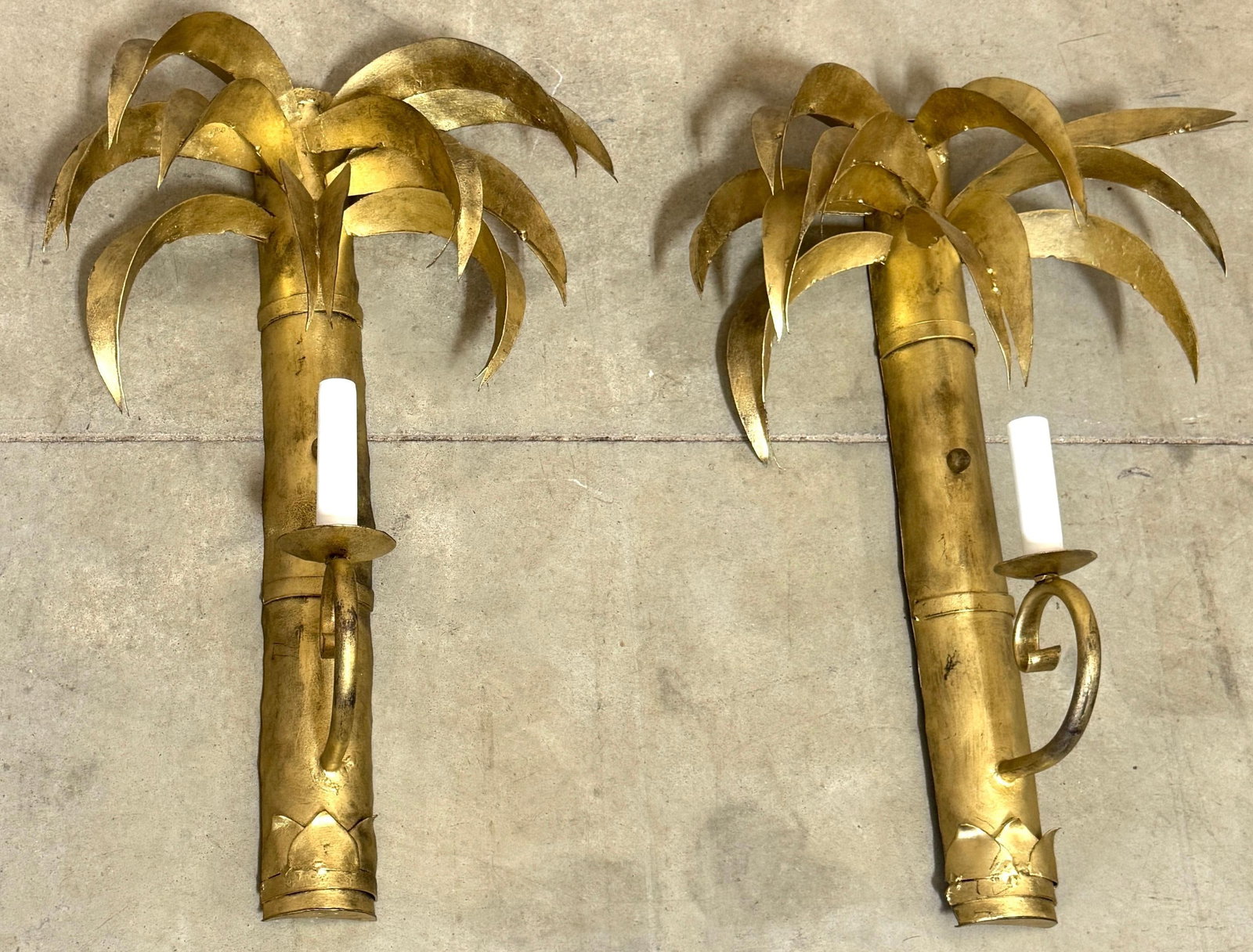 Pair Jansen Style French Gilt TÃ´le Palm Tree Two-Light Wall Sconces, Circa 1960s - 4