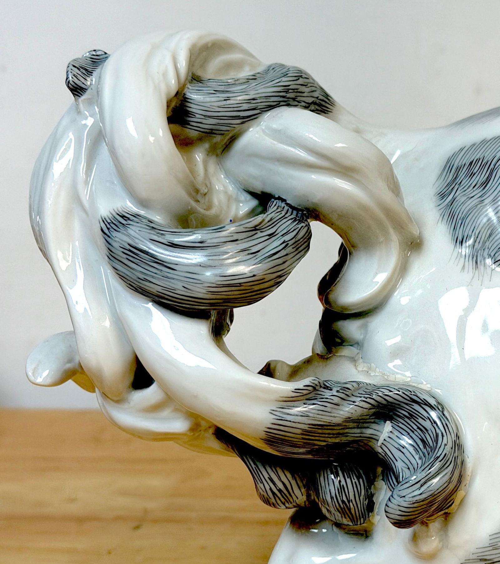 Large Dresden Porcelain Standing Toy Spaniel King Charles / Pekingese, 1900s - 7