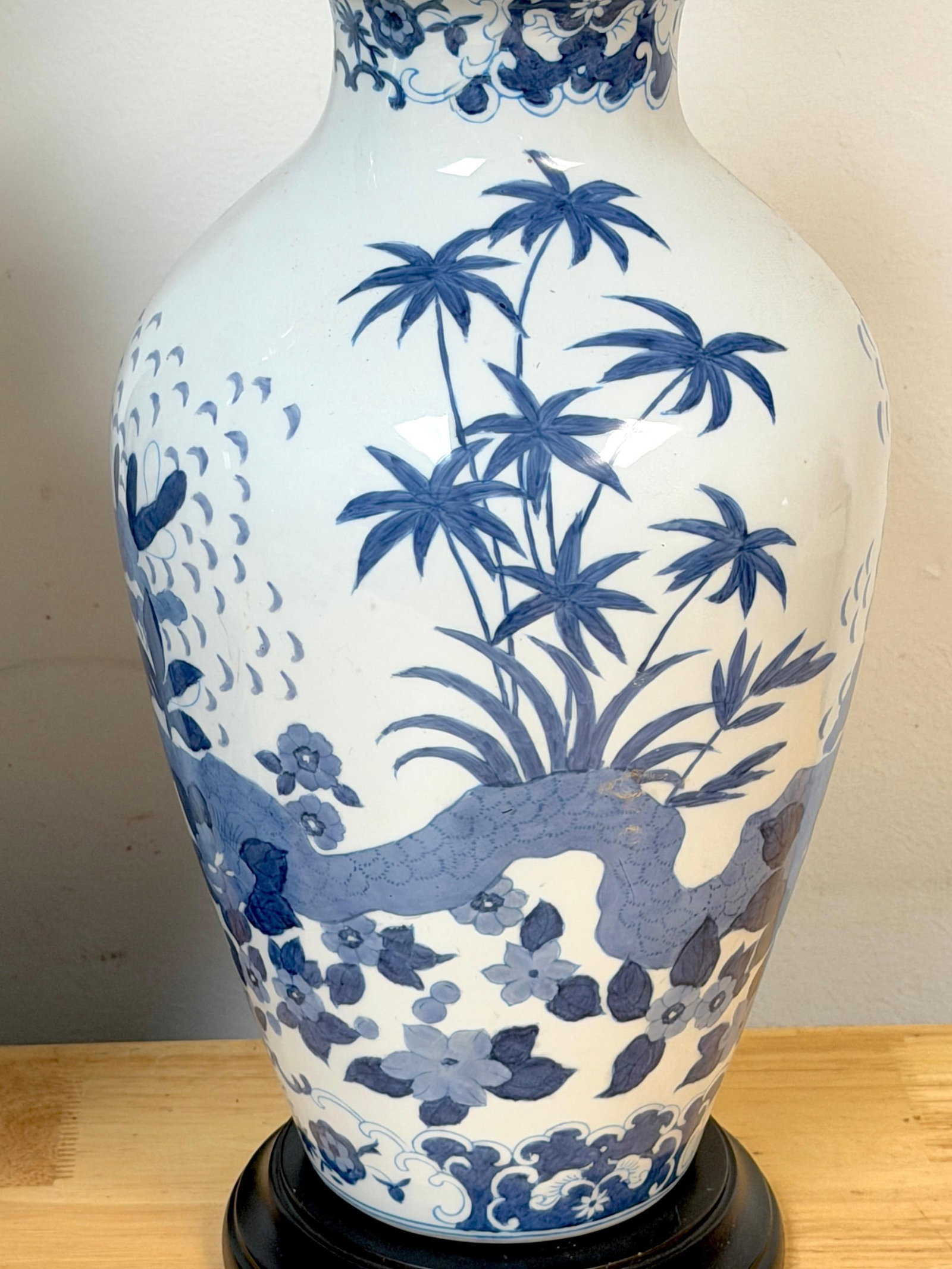 Pair Chinese Canton Style Blue and White Palm Tree Porcelain Vases, Now as Lamps - 3