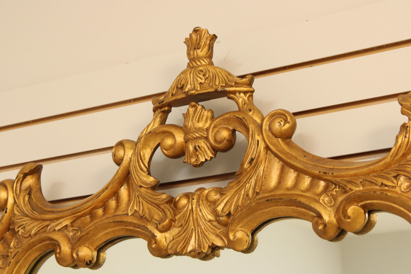 Gold Finish Chippendale Style Horizontal 3 Panel Mirror - 4