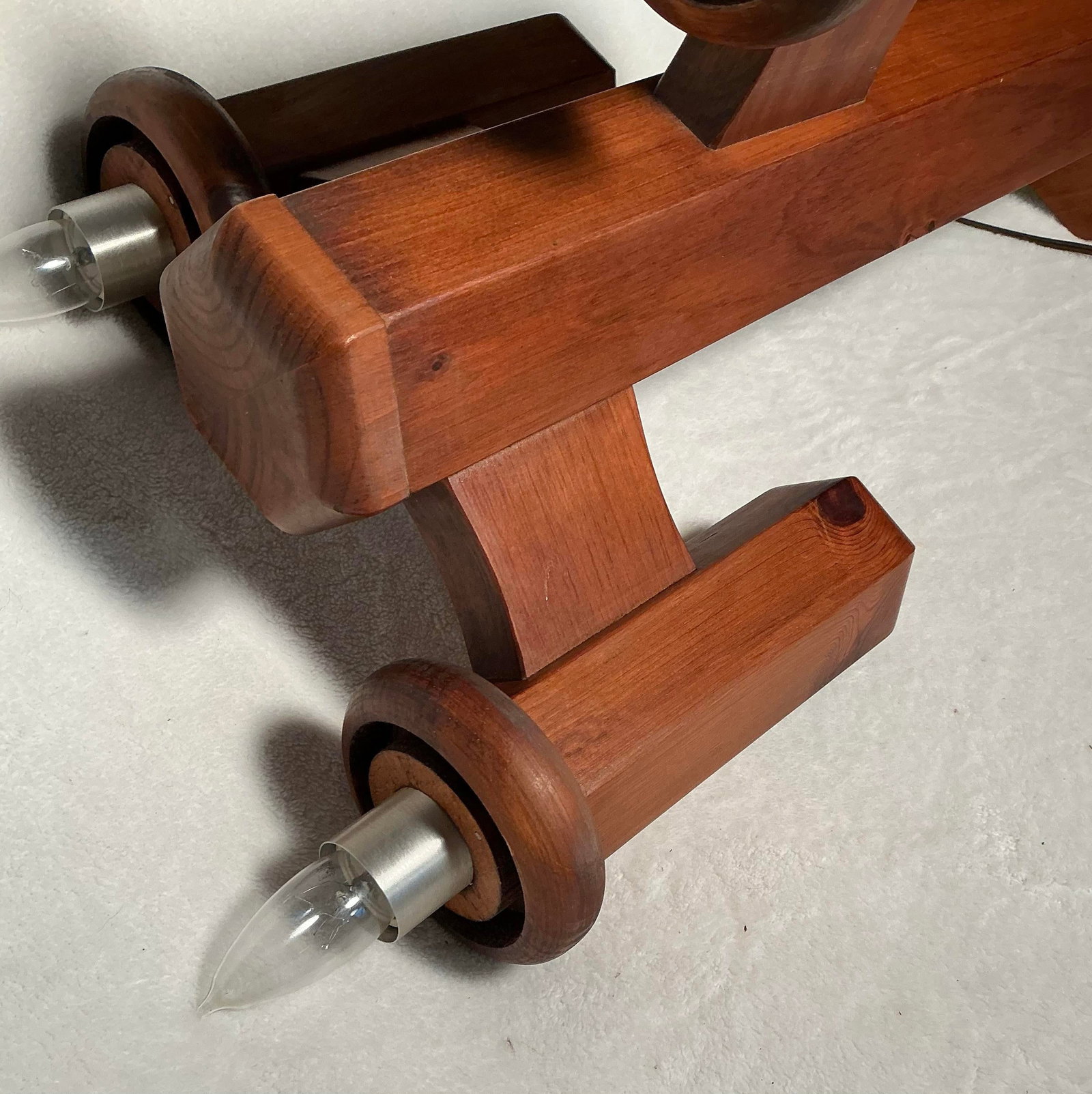 Vintage 70s Modeline of California Pine Cactus Table Lamp With Glass Globes - 7