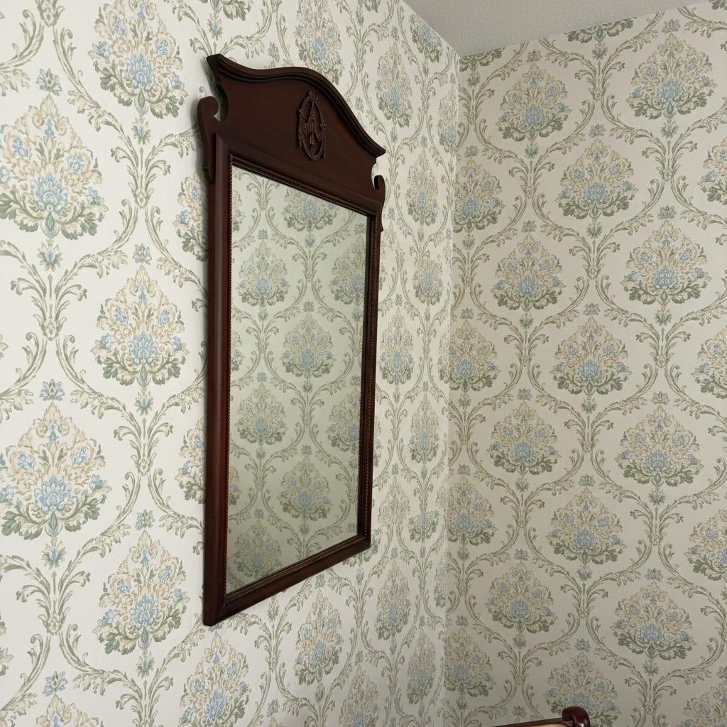 1940s Neoclassical Chippendale Mahogany Wall Mirror - 3