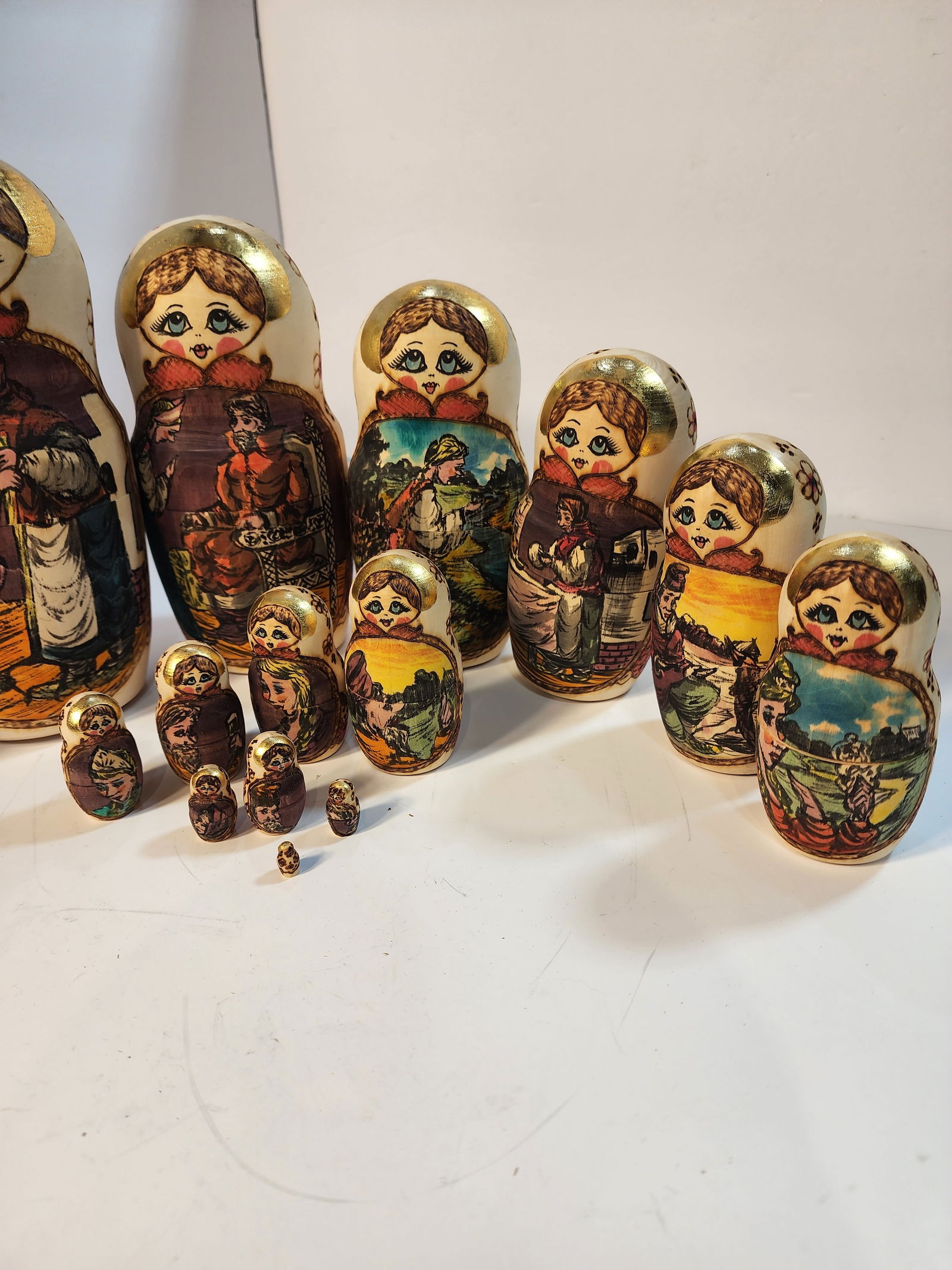 1980s Monumental 15 Piece Set of Hand Painted Stacking Dolls - 4