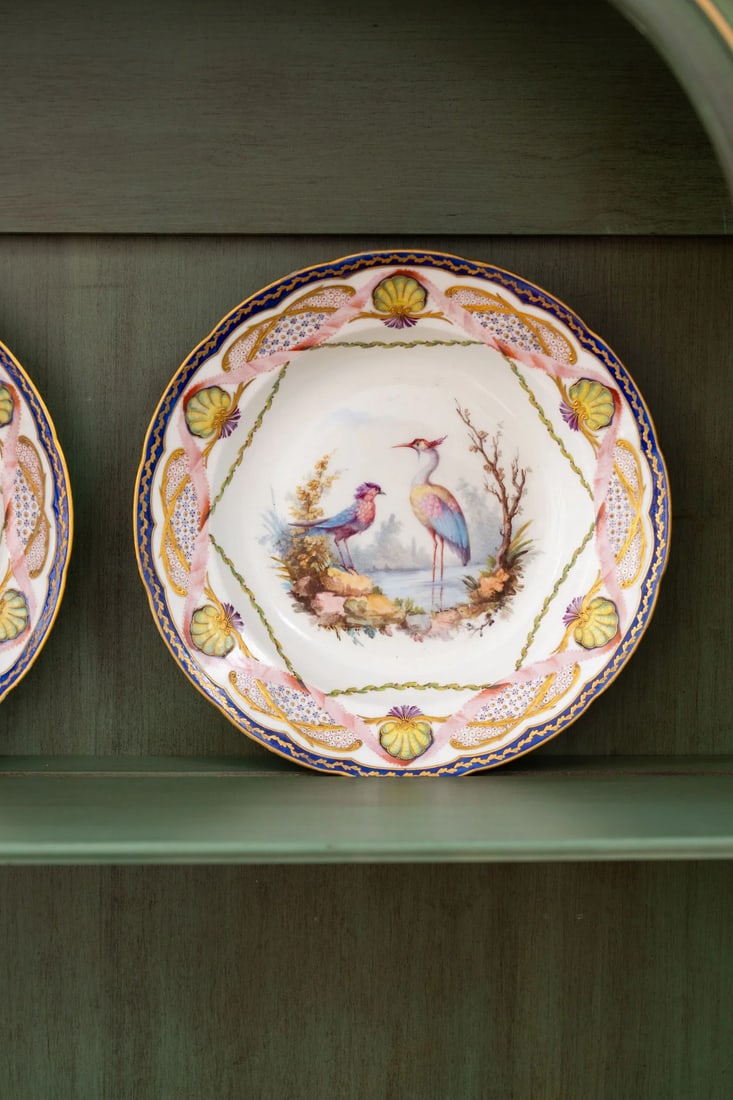 Pair of 18th Century French Sèvres Hand Painted Bowls - 6