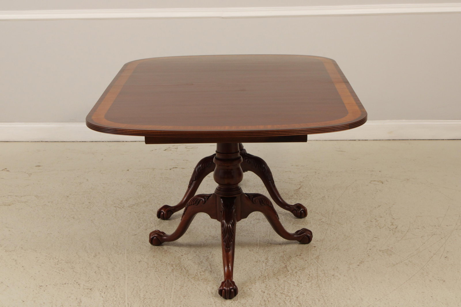 Ethan Allen Banded Mahogany Clawfoot Dining Room Table - 13