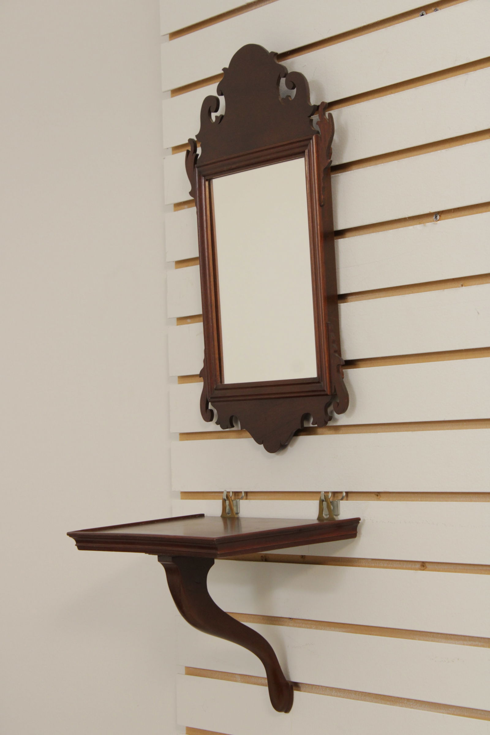 Virginia Metalcrafters Colonial Williamsburg Mirror & Shelf - 2