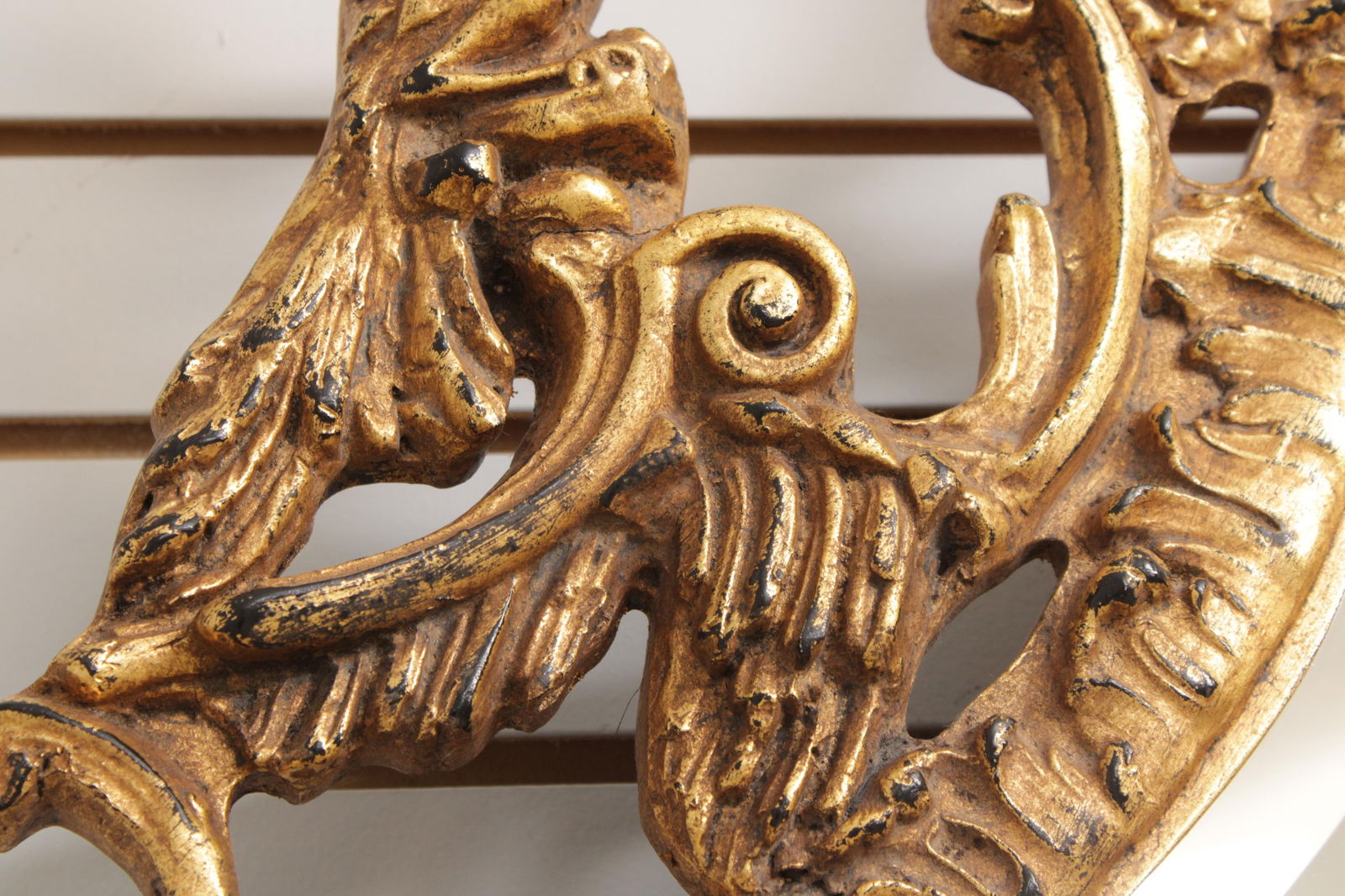 Friedman Brothers Model 6522 Phoenix Carved Gold Mirror - 4