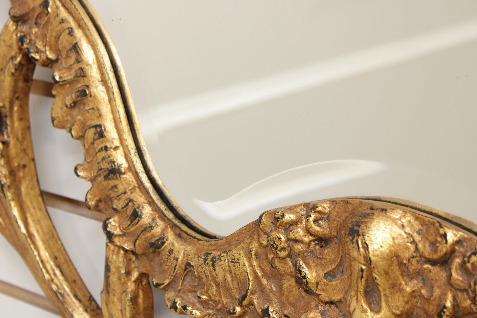 Friedman Brothers Model 6522 Phoenix Carved Gold Mirror - 7