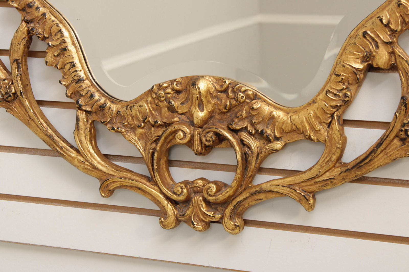 Friedman Brothers Model 6522 Phoenix Carved Gold Mirror - 8