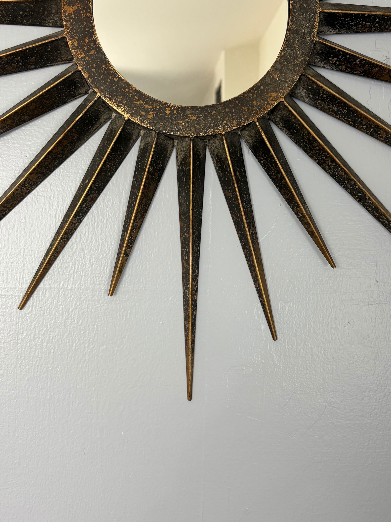 Mid 20th Century Modern Metal Starburst Wall Mirror - 4