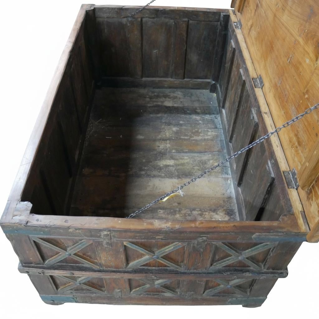 1950s Rustic Ranch Style Antique Teak Wood Chest Extra Large Coffee Table - 5