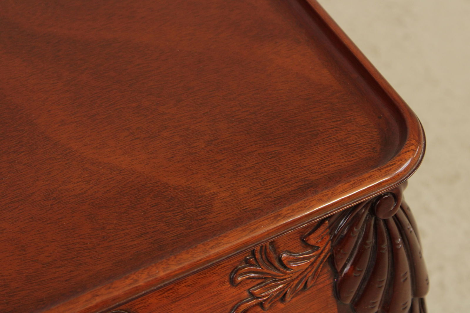 Kindel Irish Georgian Carved Mahogany Tea Table - 7