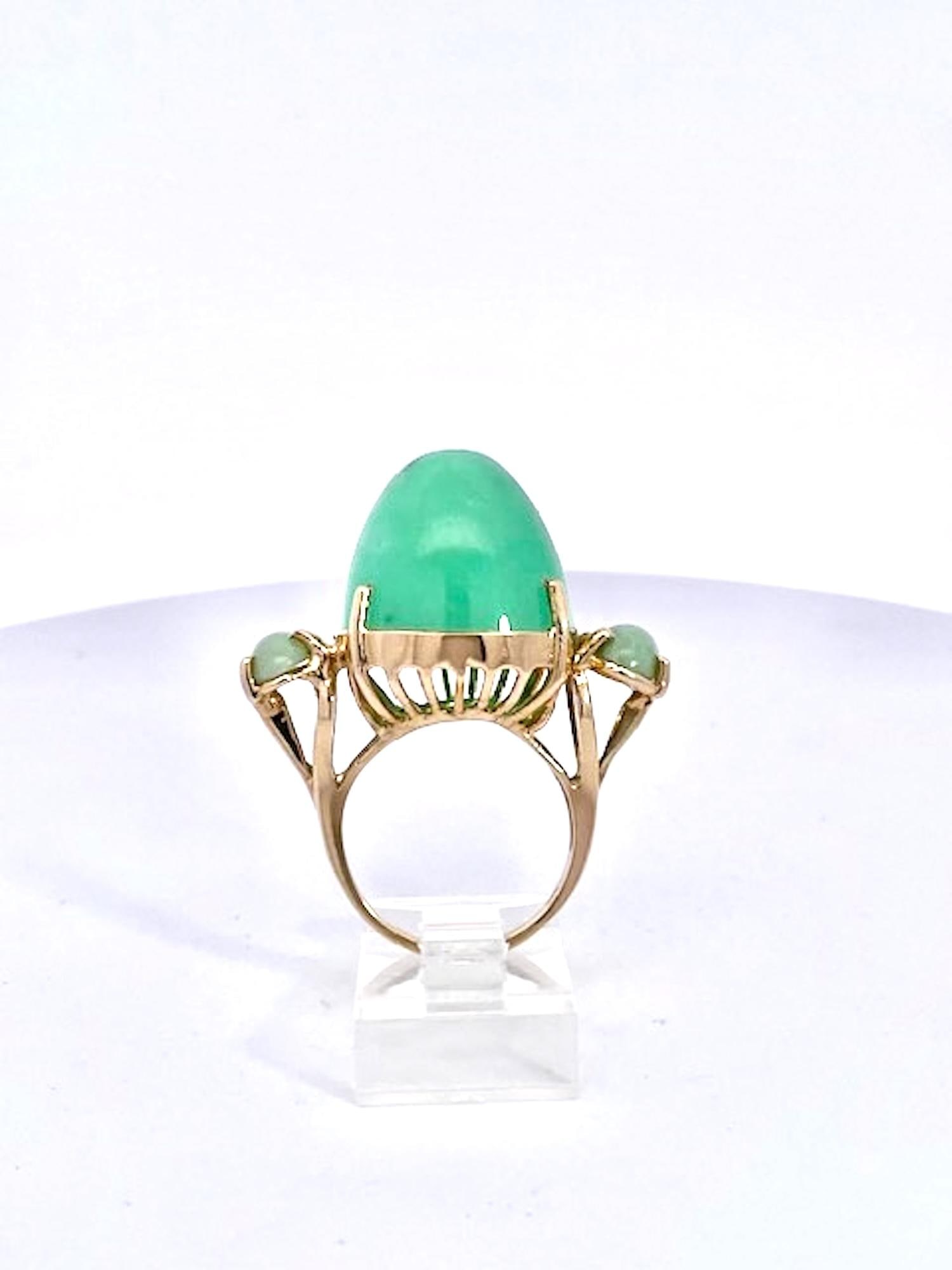 Chrysoprase Bullet Ring, Size 7 - 7