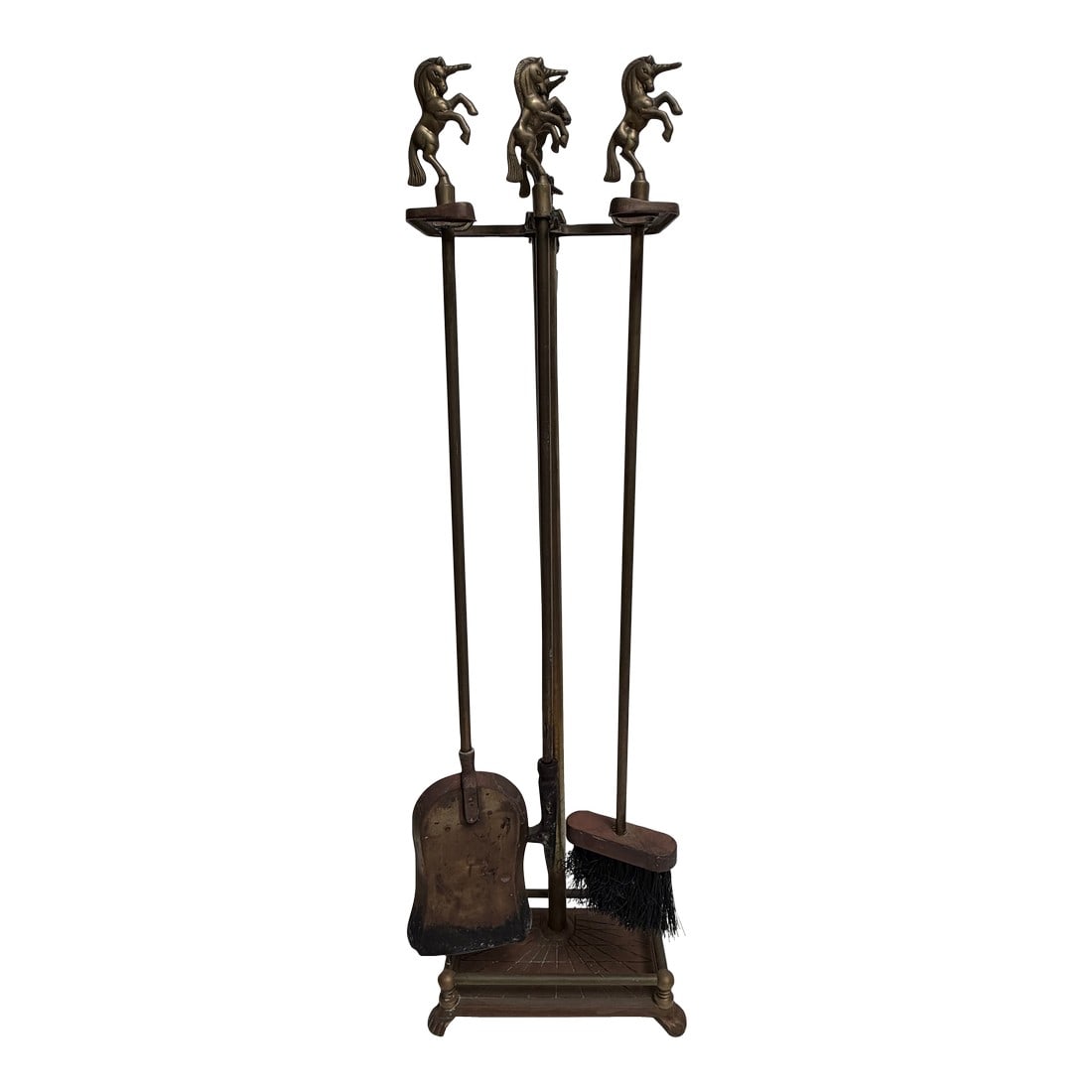 Vintage Brass Unicorn MCM Fireplace Tool Set 3-Pc + Extra Topper 31": For sale is a stunning vintage brass fireplace tool set featuring three rearing unicorn figurine handles "” a truly rare and whimsical find for any collector or fireplace enthusiast. Set