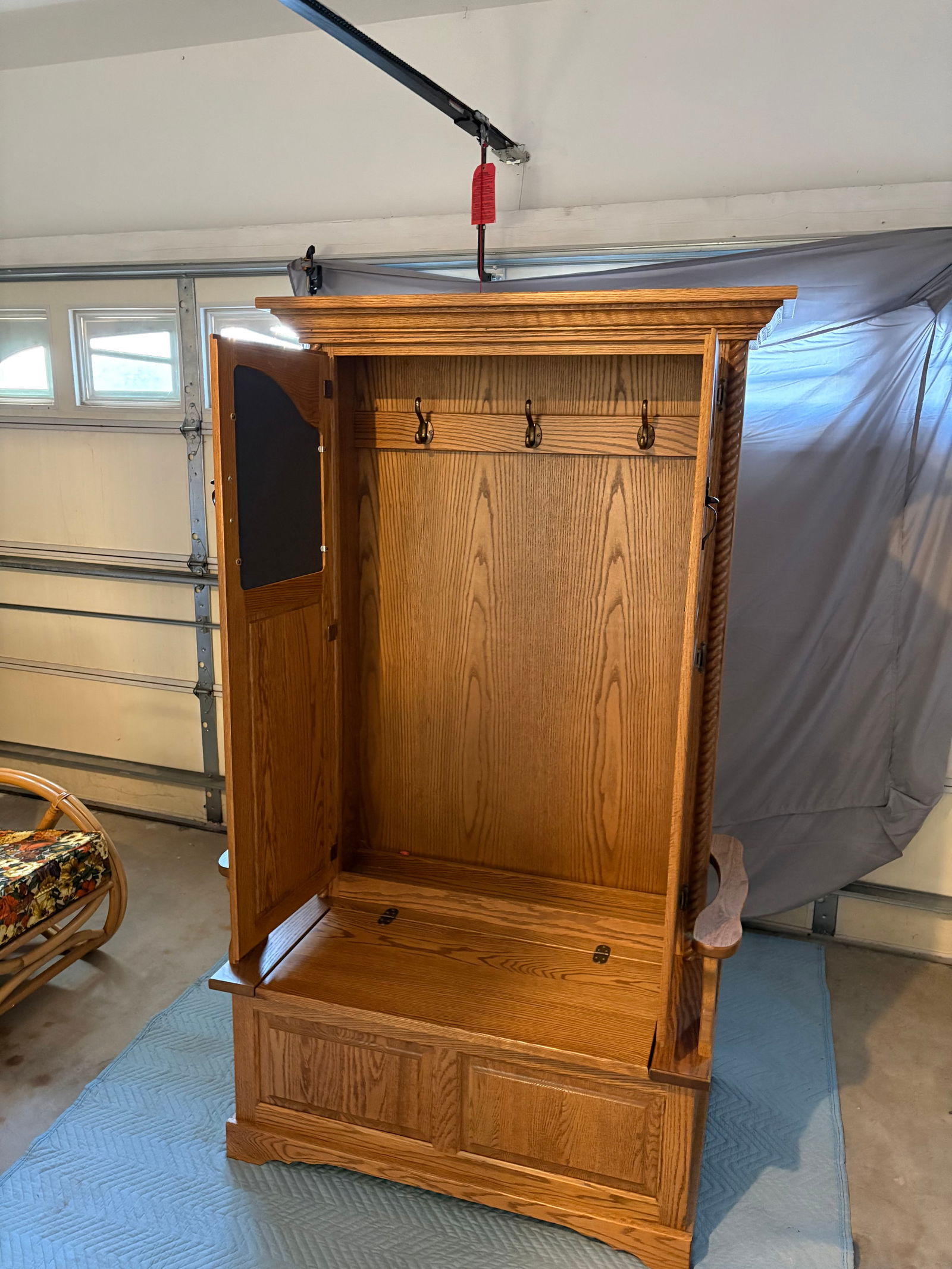 Traditional Oak Hall Tree With Built in Storage - 6